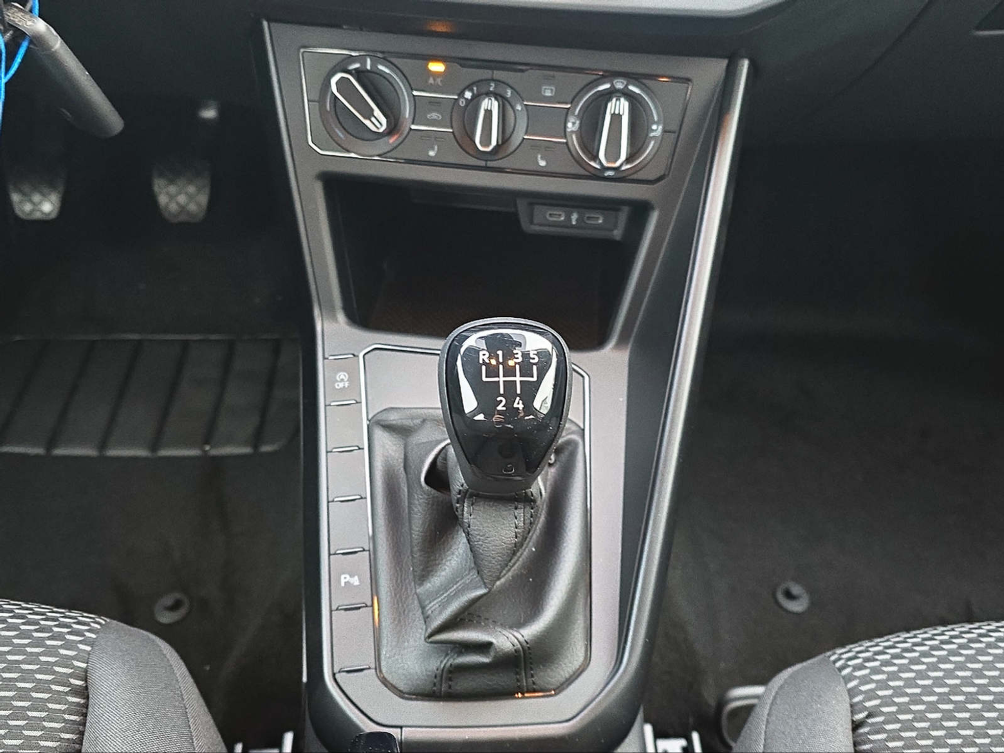 listing desktop thumbnail image 11