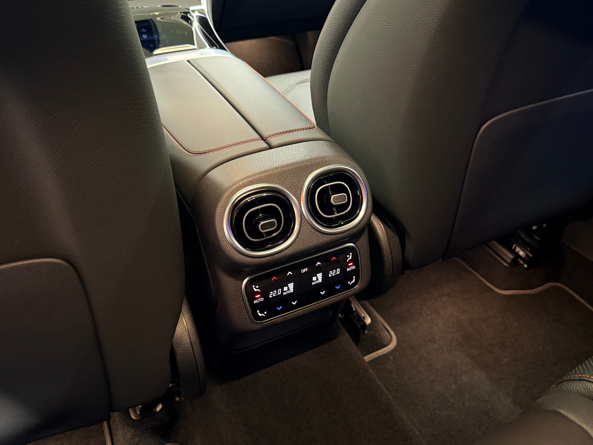 listing desktop thumbnail image 18