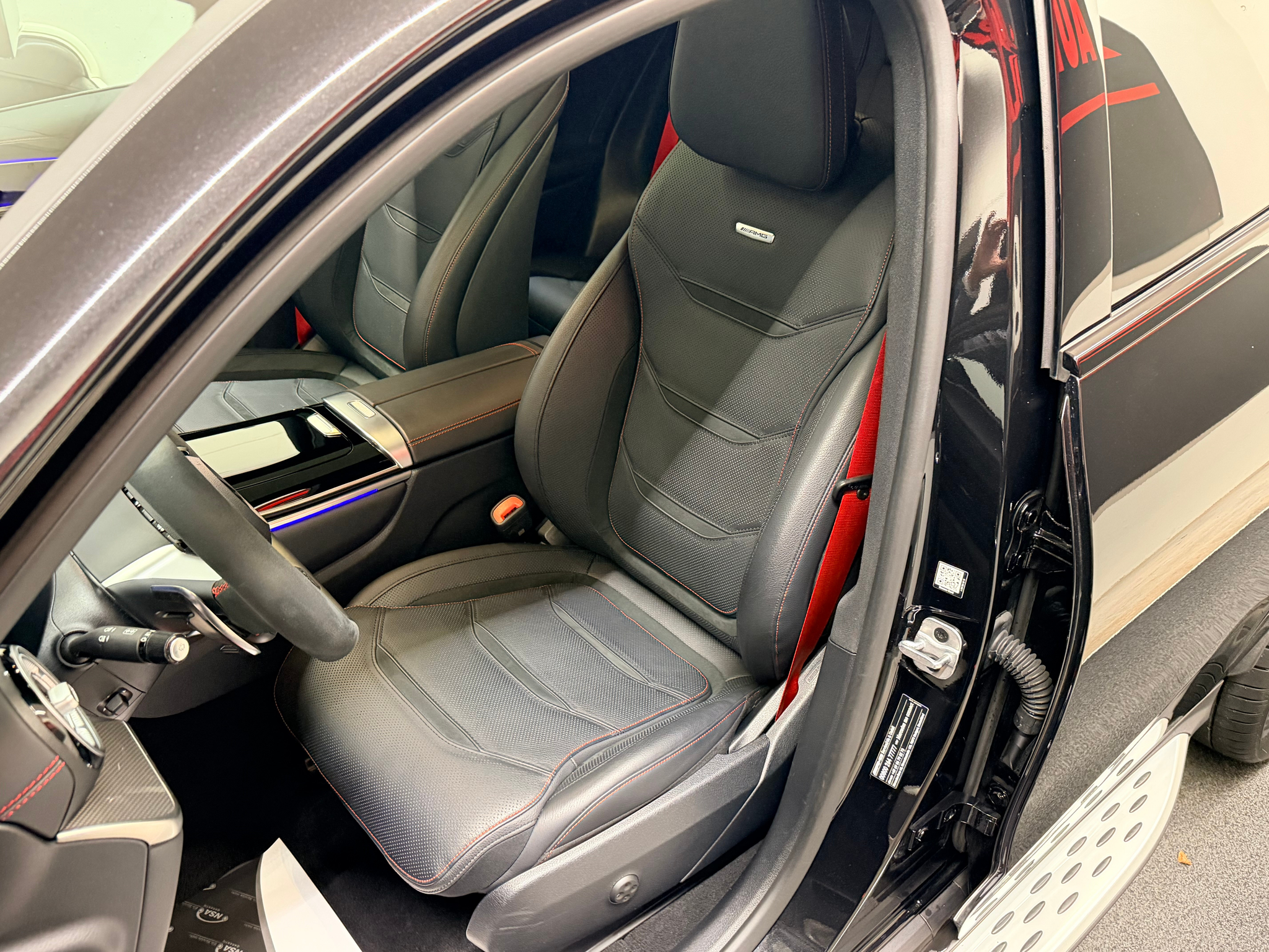 listing desktop thumbnail image 15