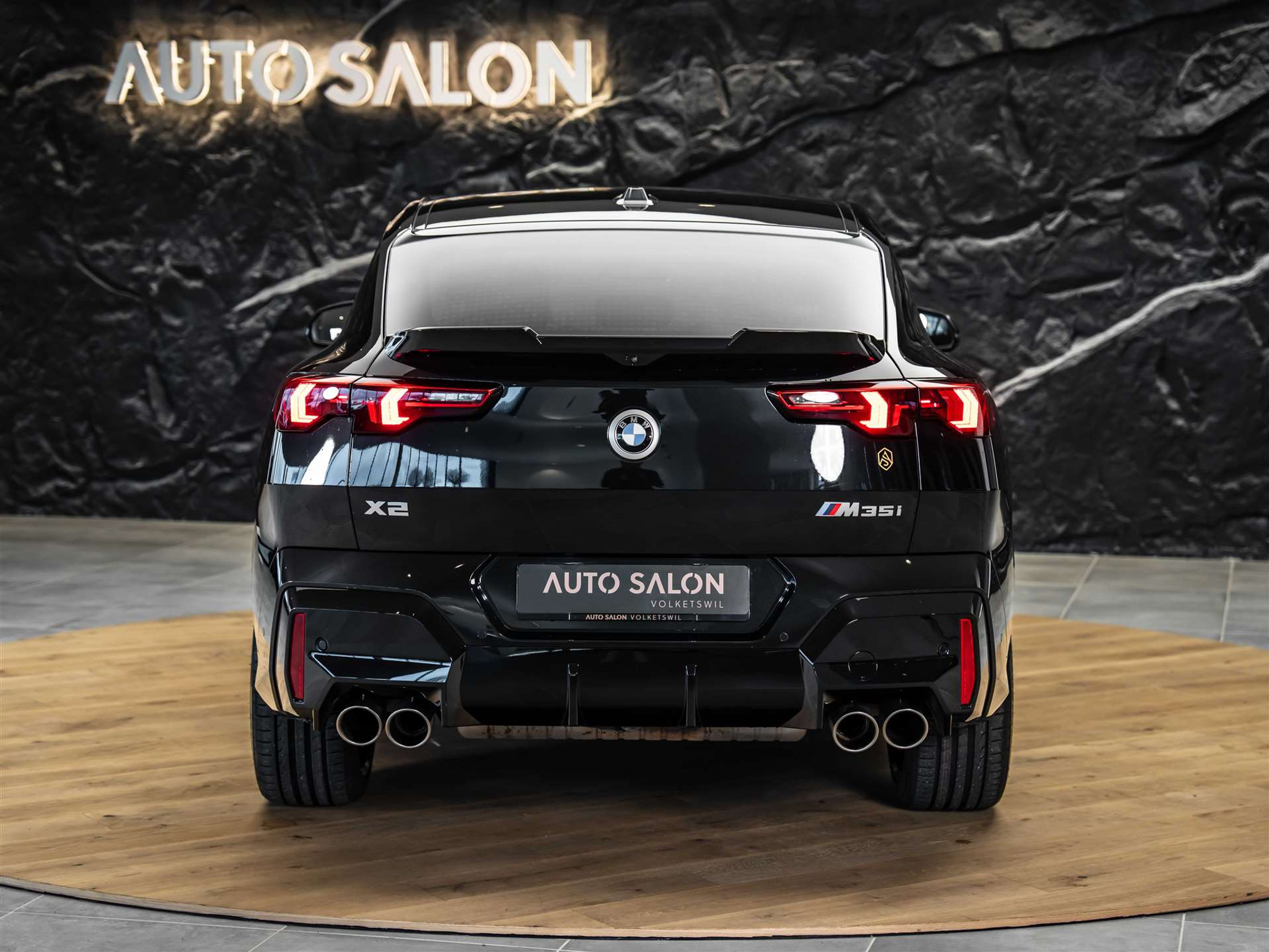 listing desktop thumbnail image 4