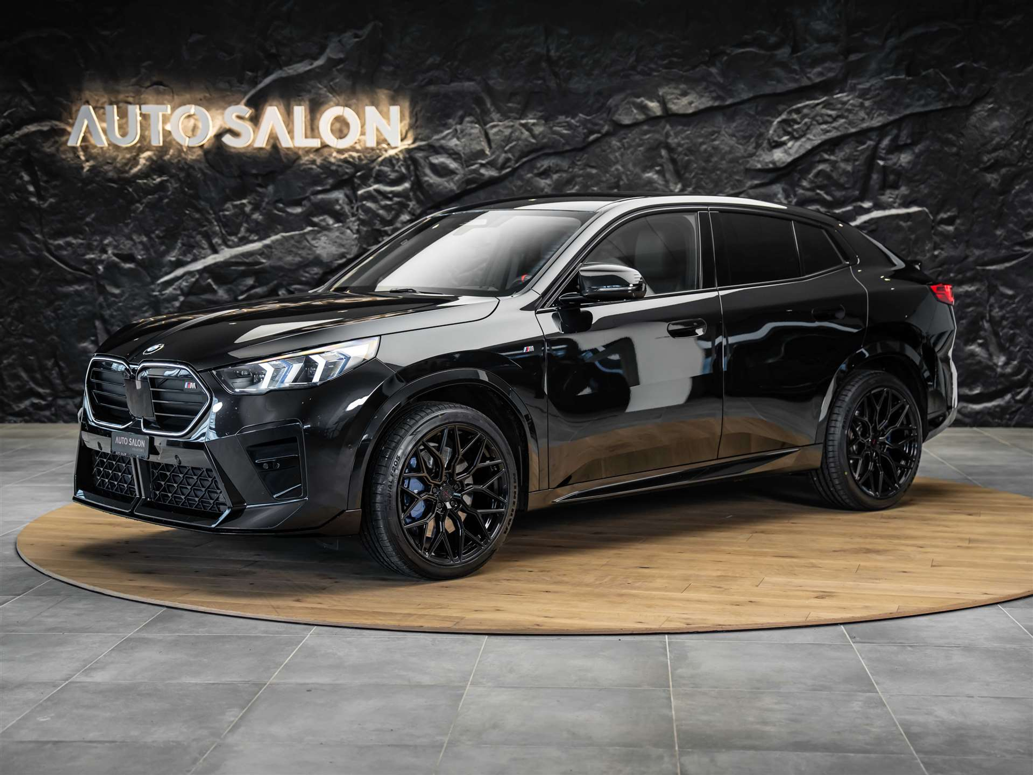 listing desktop thumbnail image 1