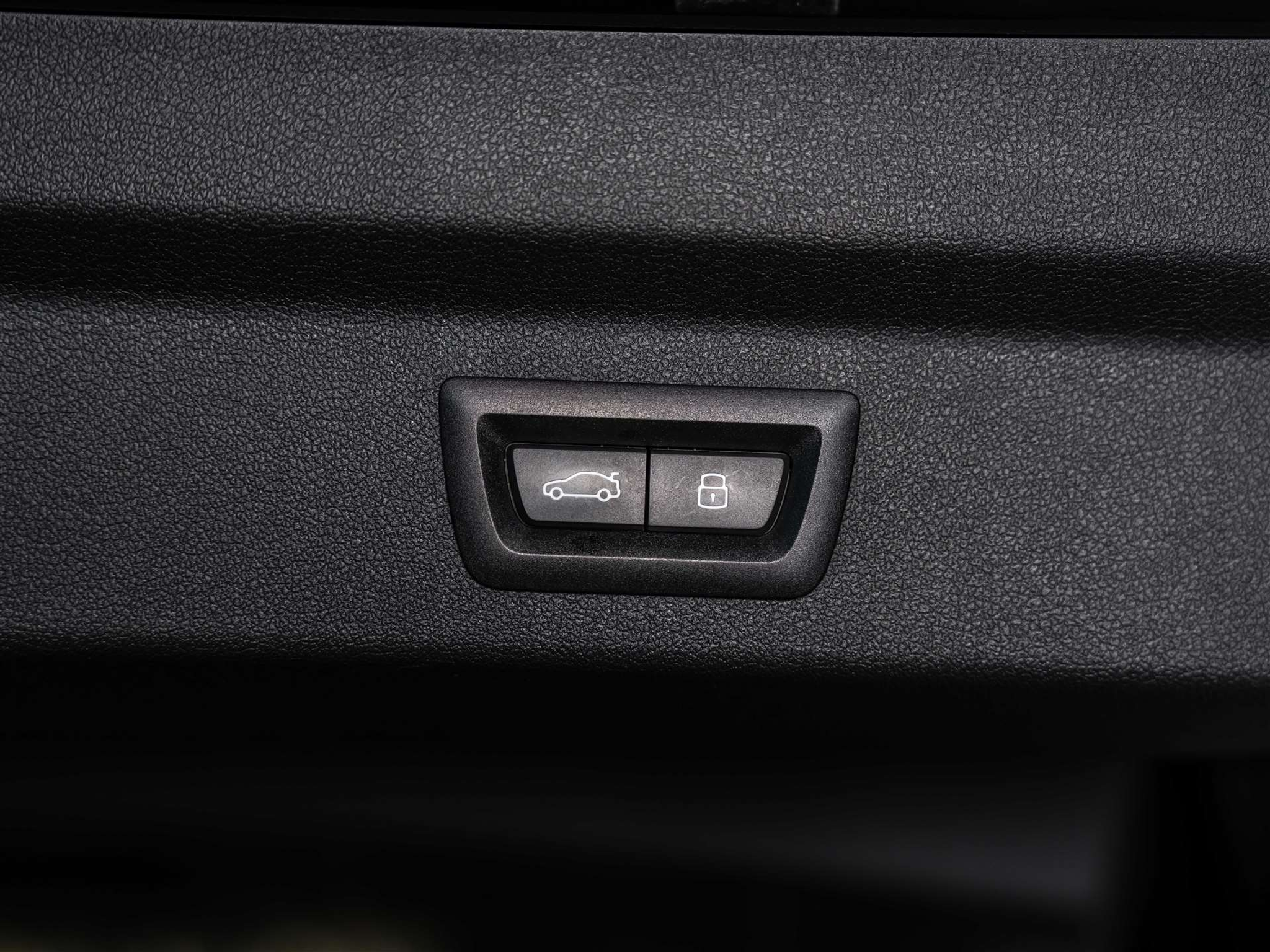 listing desktop thumbnail image 53