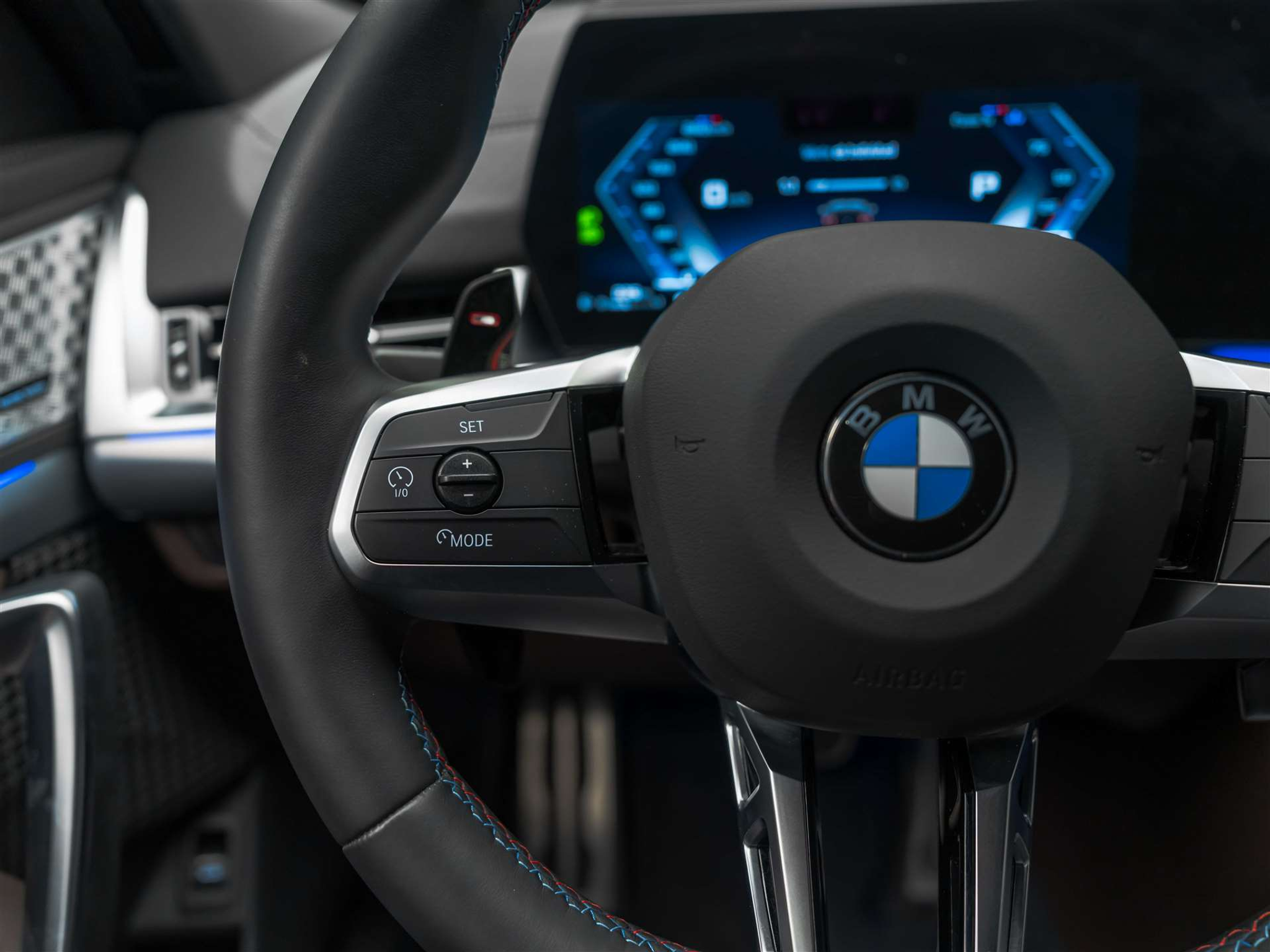 listing desktop thumbnail image 33