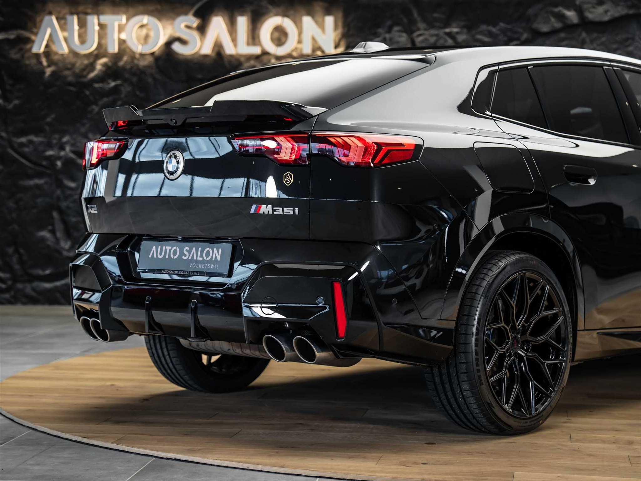 listing desktop thumbnail image 21