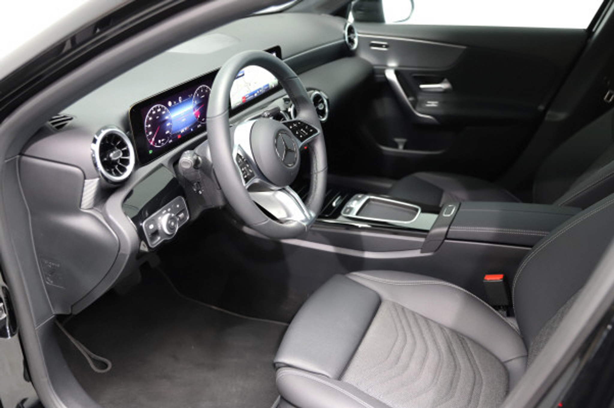 listing desktop thumbnail image 7