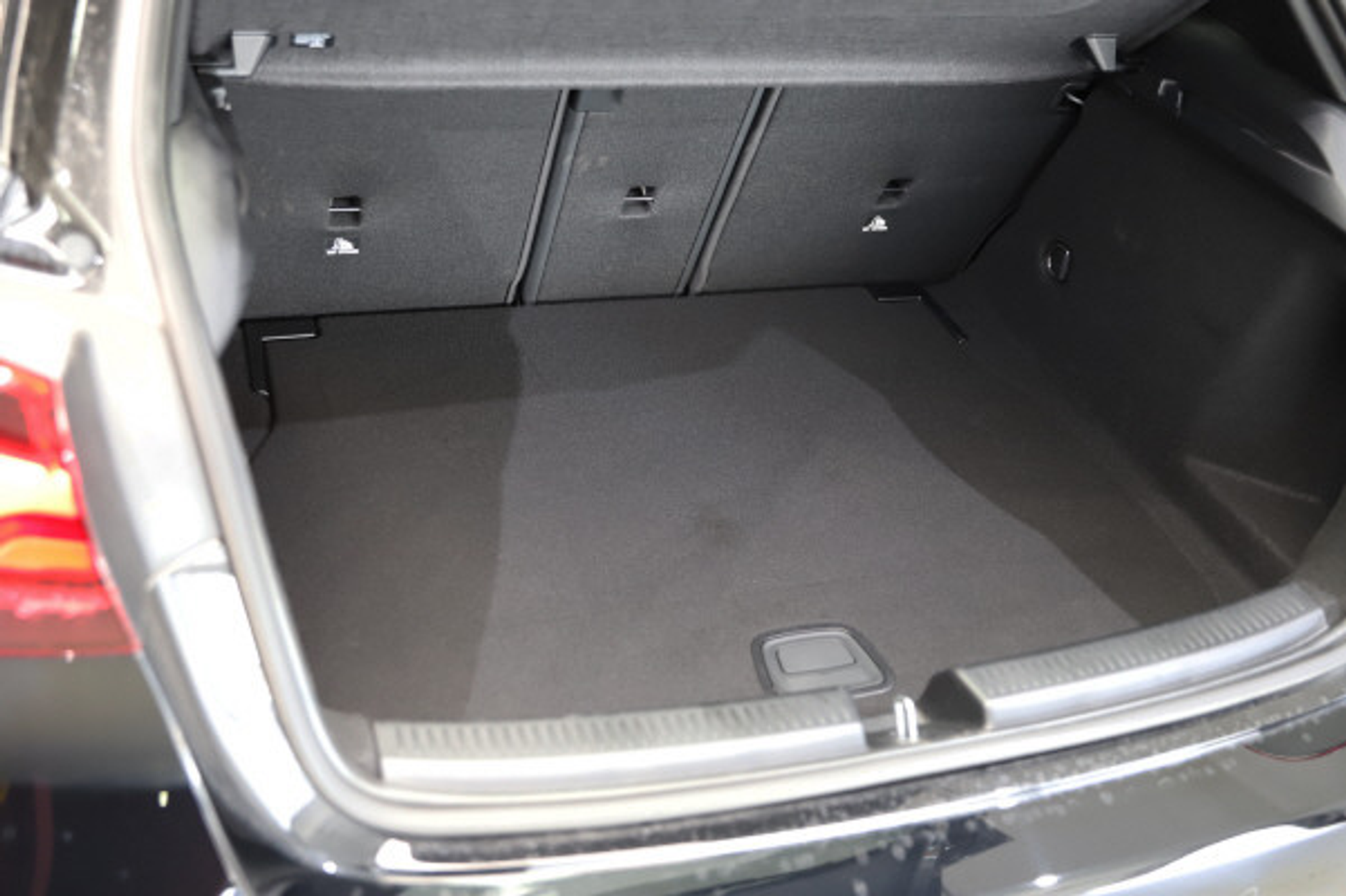 listing desktop thumbnail image 11