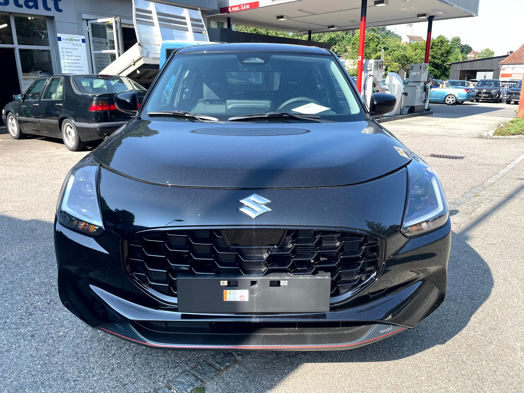 listing desktop thumbnail image 7