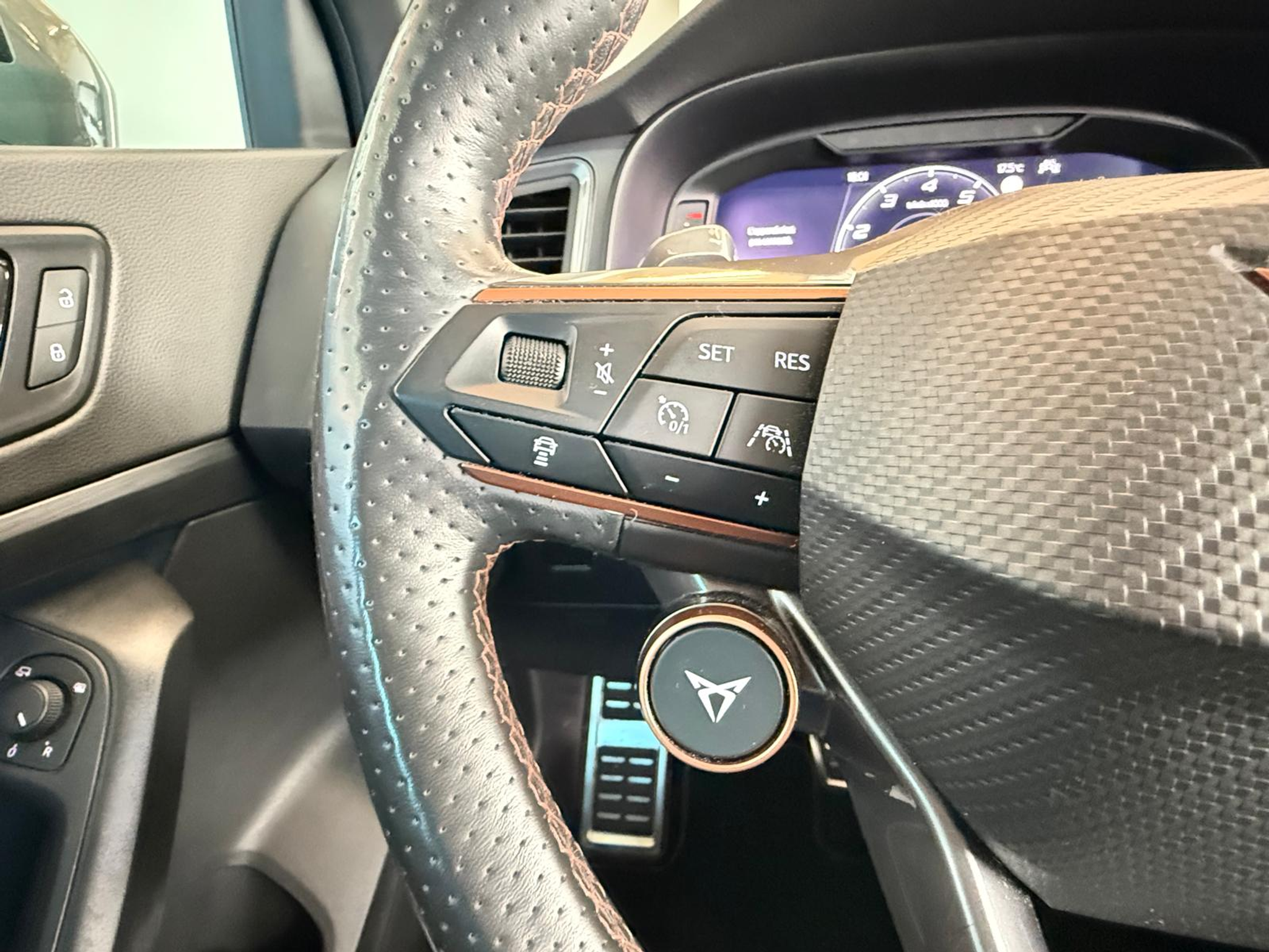 listing desktop thumbnail image 16