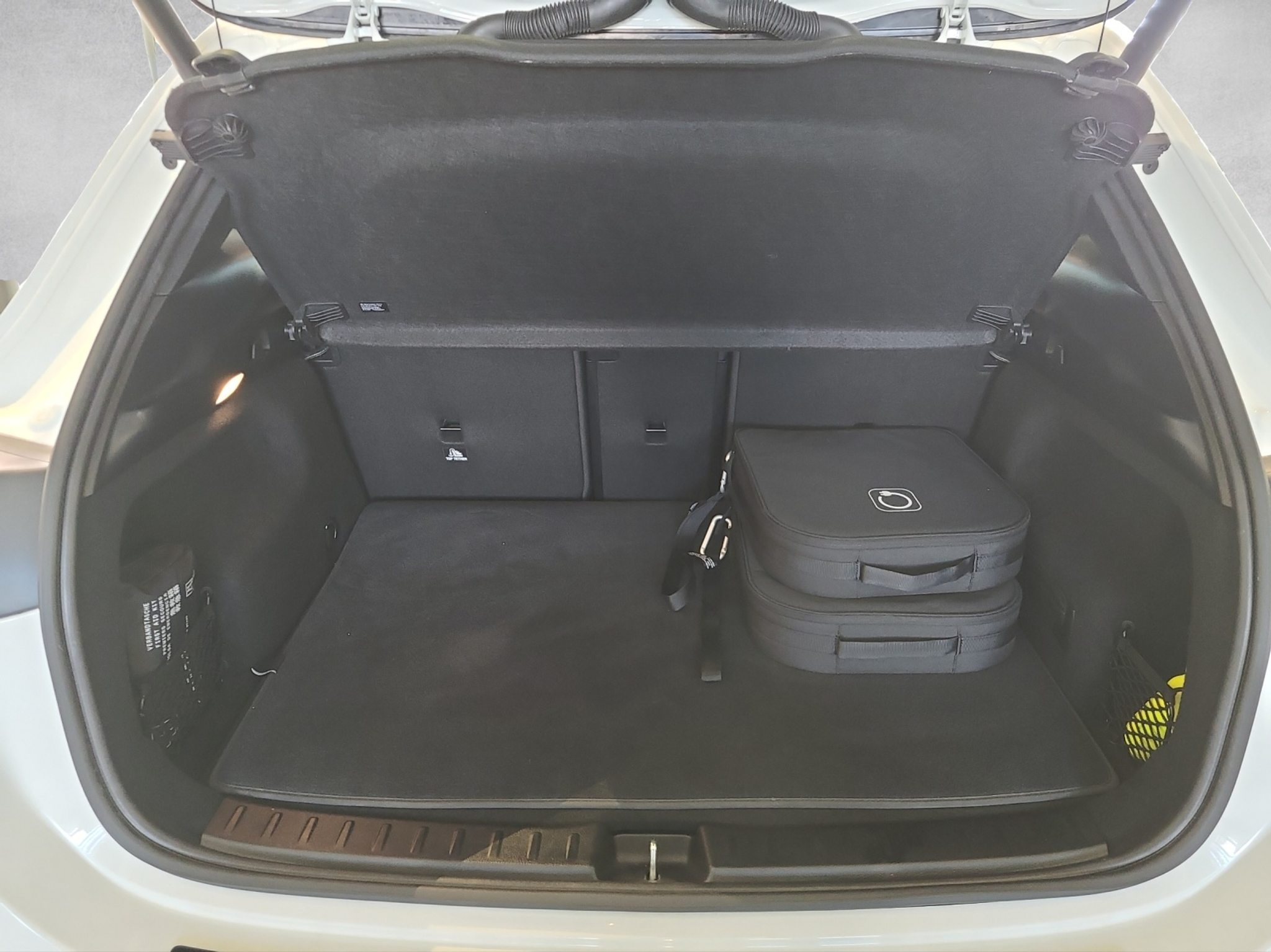 listing desktop thumbnail image 13