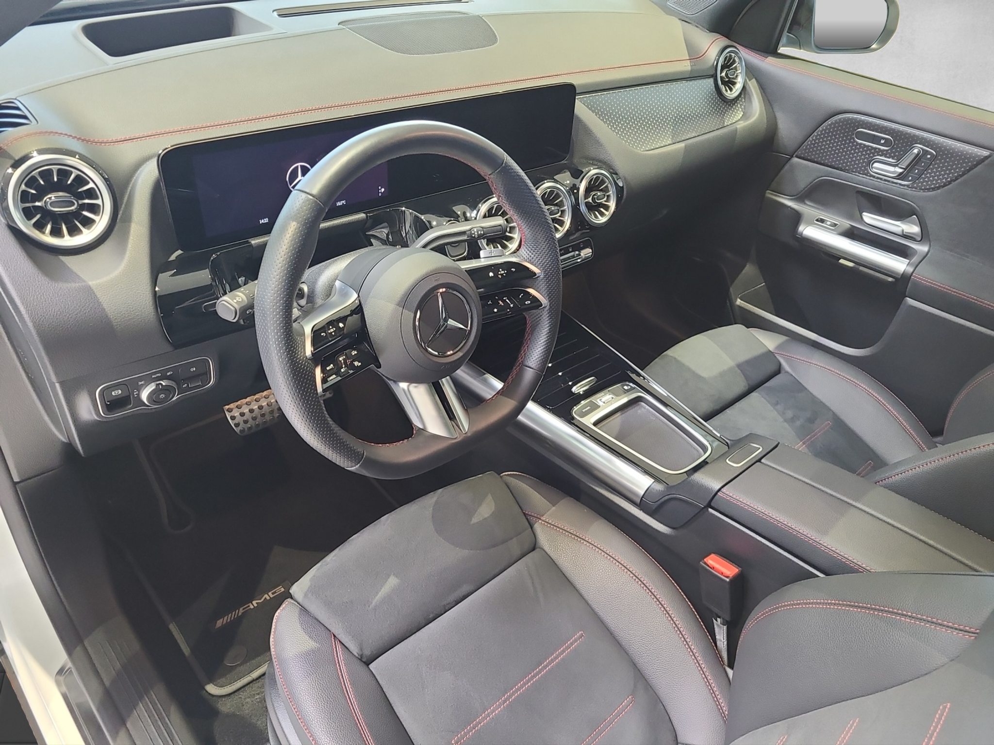 listing desktop thumbnail image 6