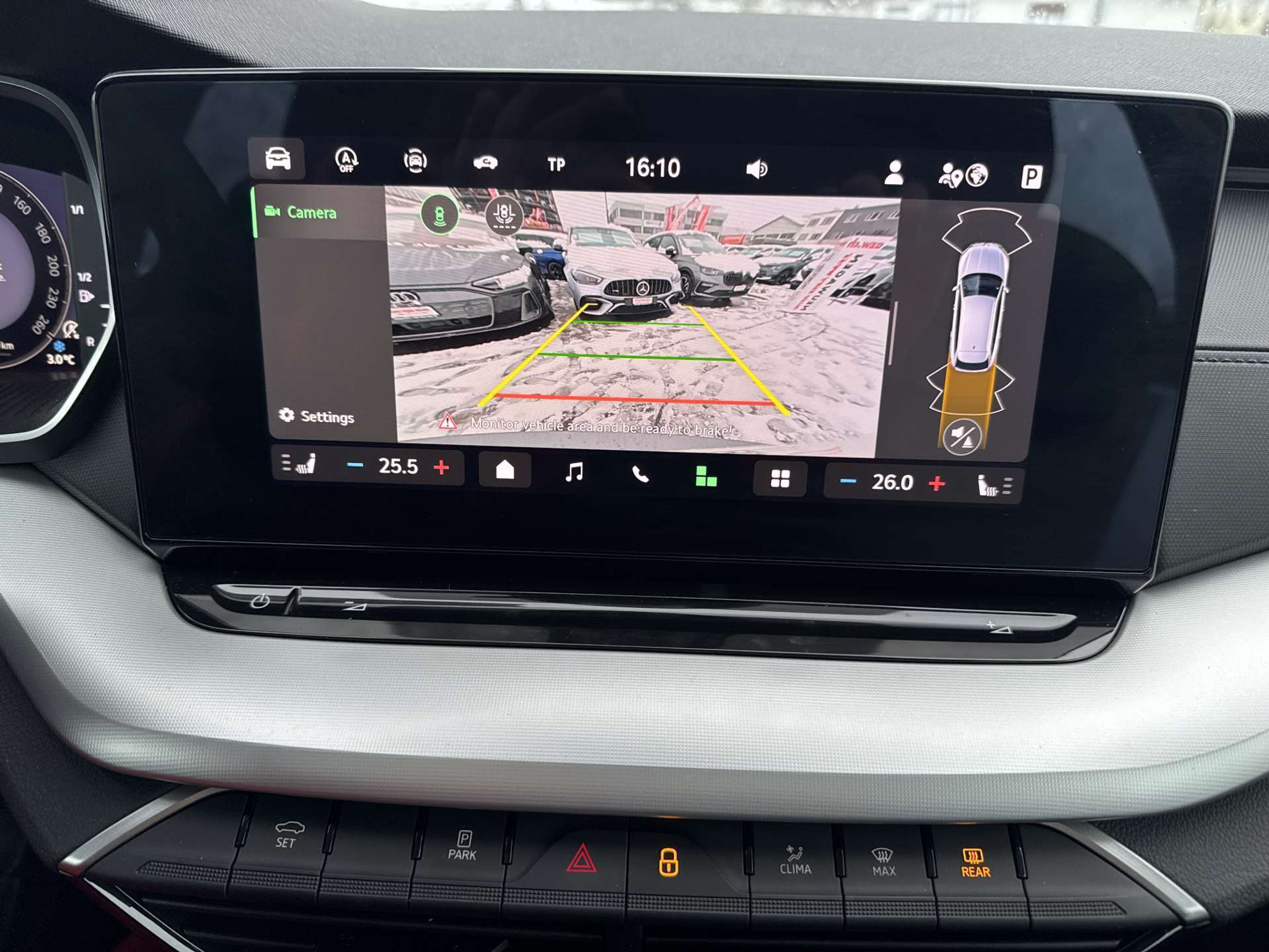 listing desktop thumbnail image 9