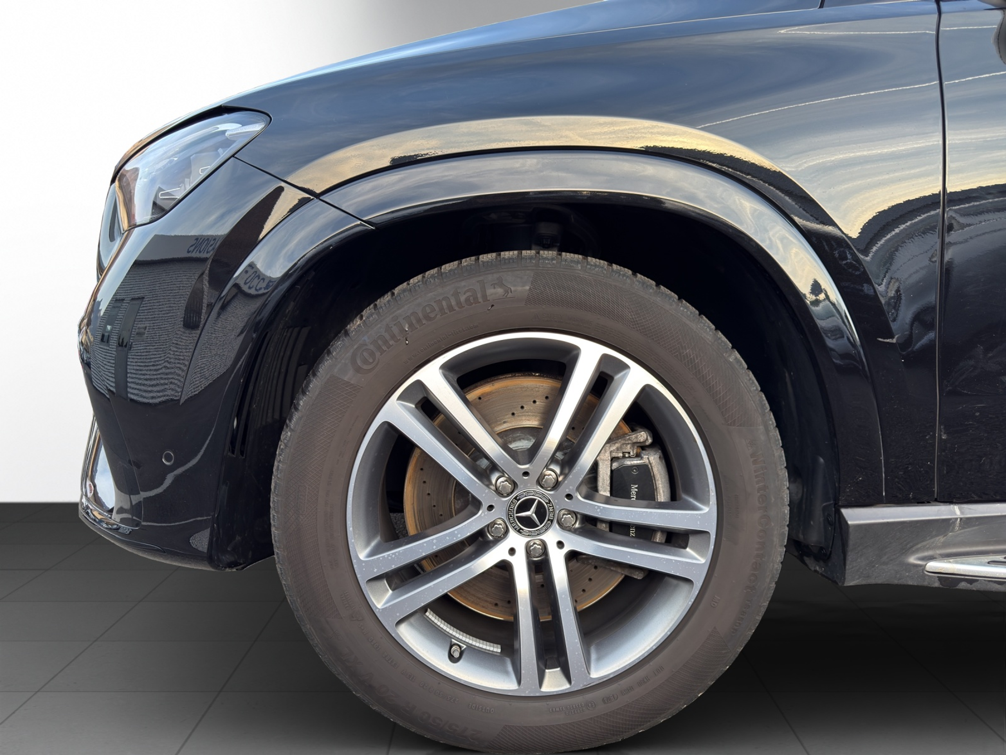 listing desktop thumbnail image 5