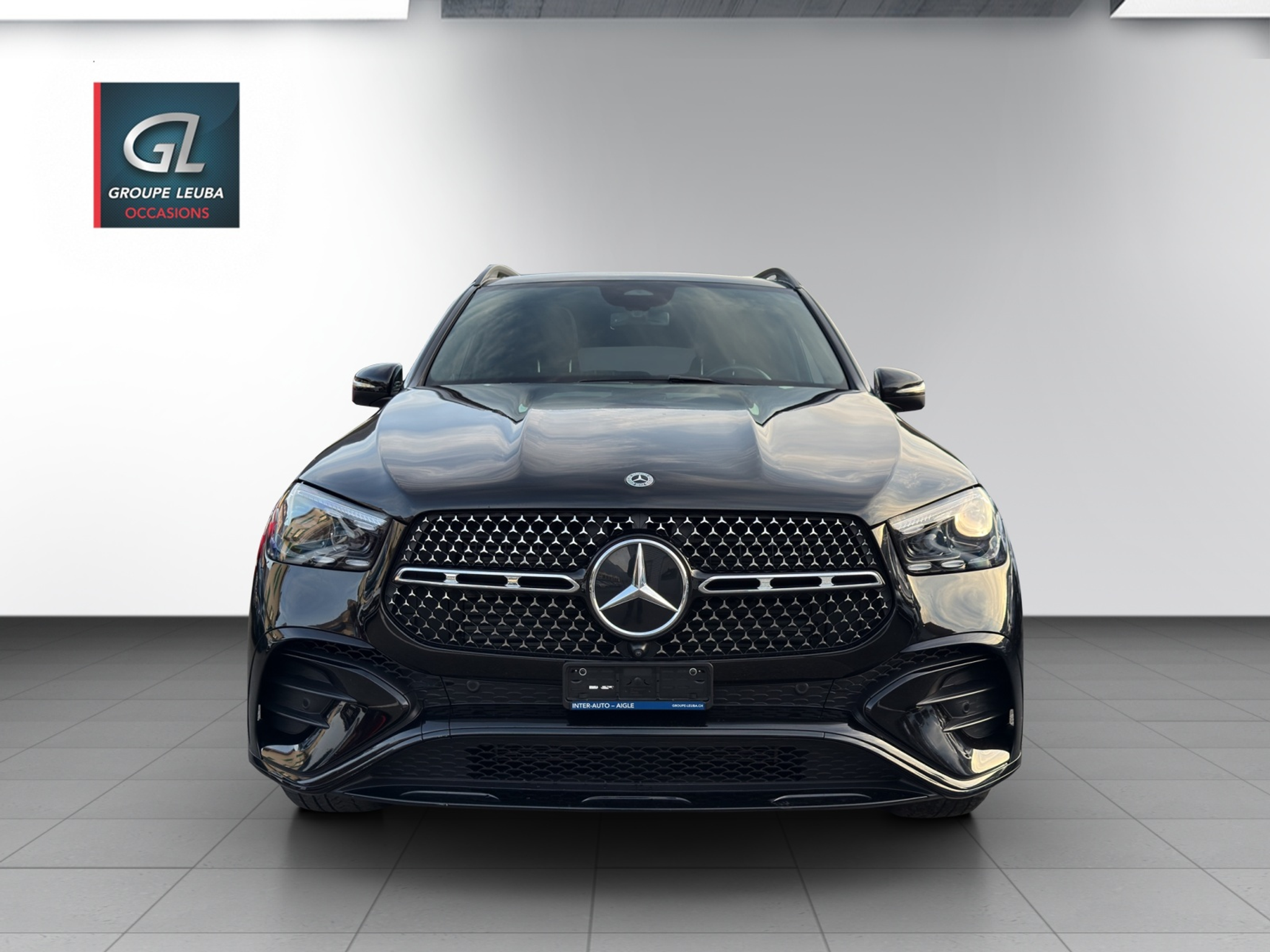 listing desktop thumbnail image 1