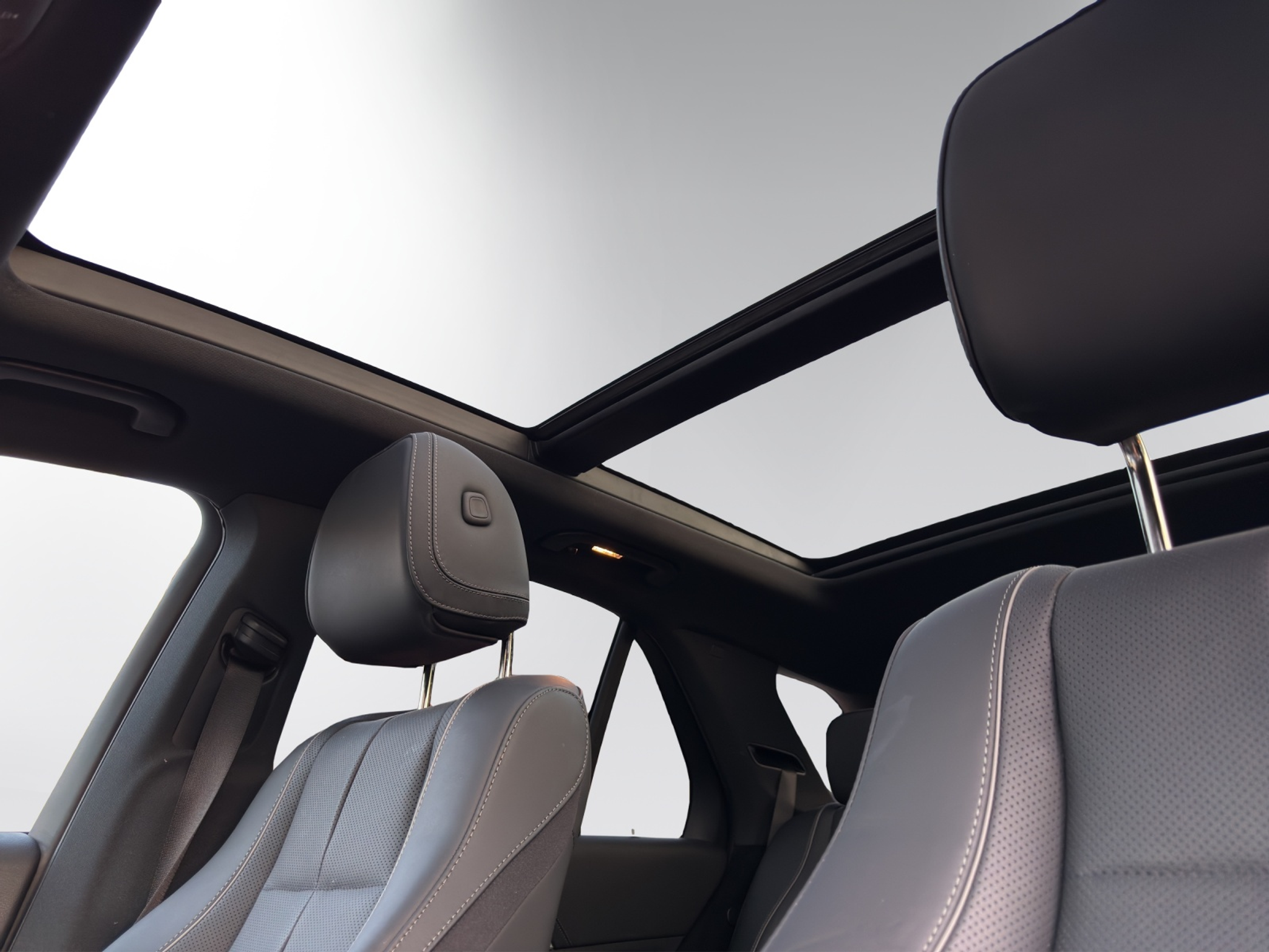 listing desktop thumbnail image 11