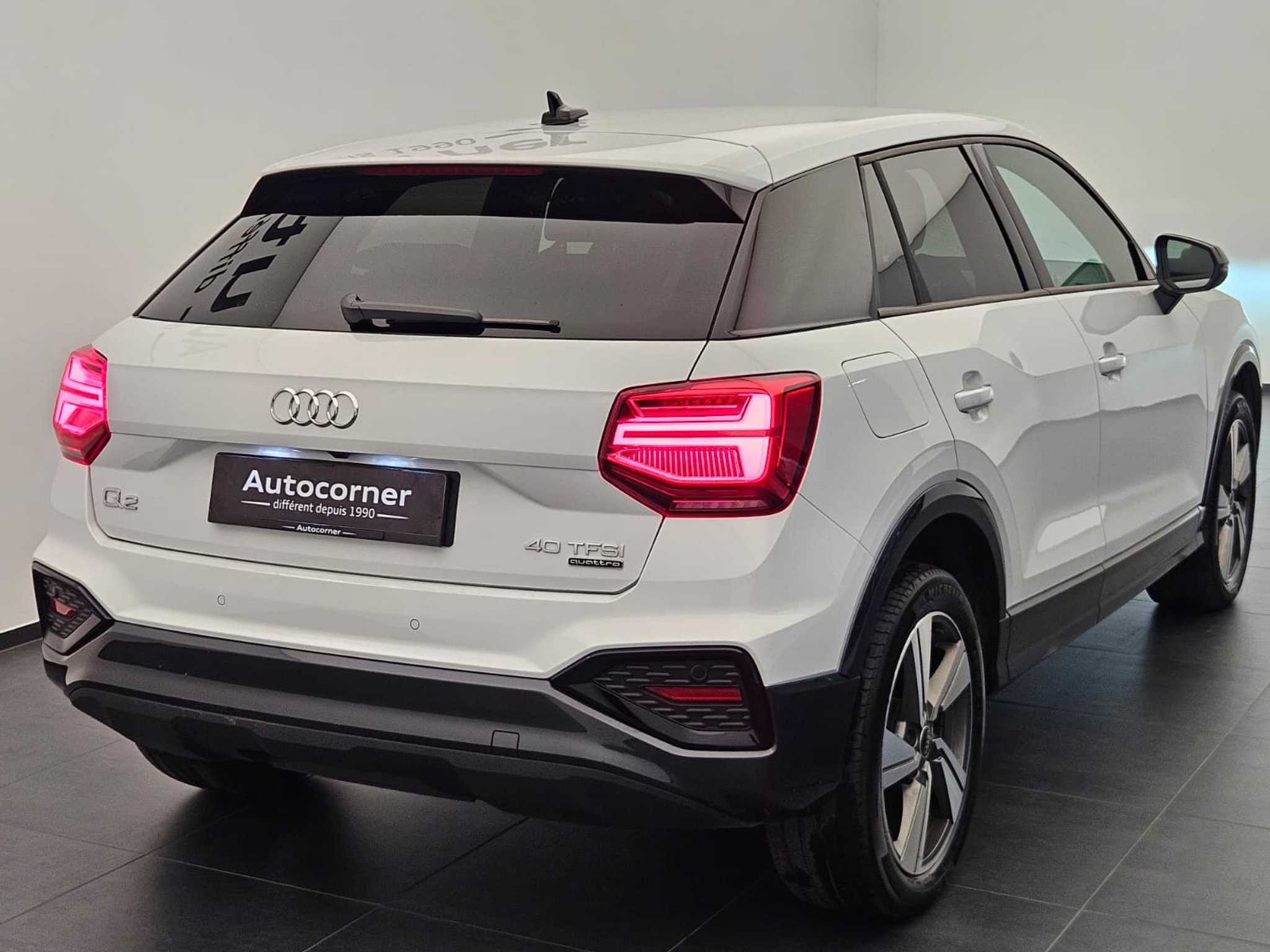 listing desktop thumbnail image 8