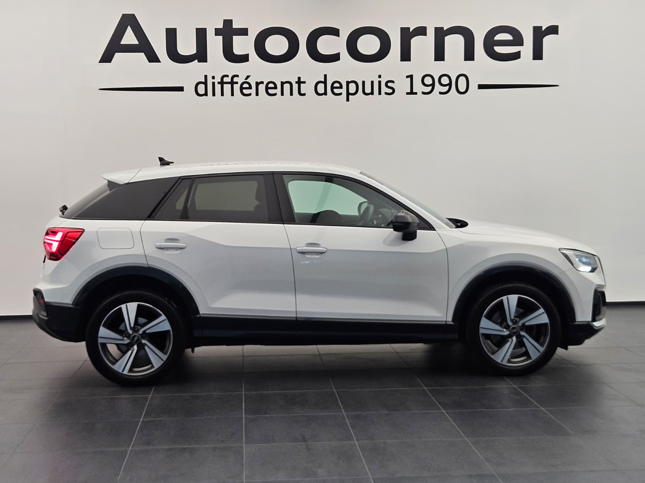 listing desktop thumbnail image 5