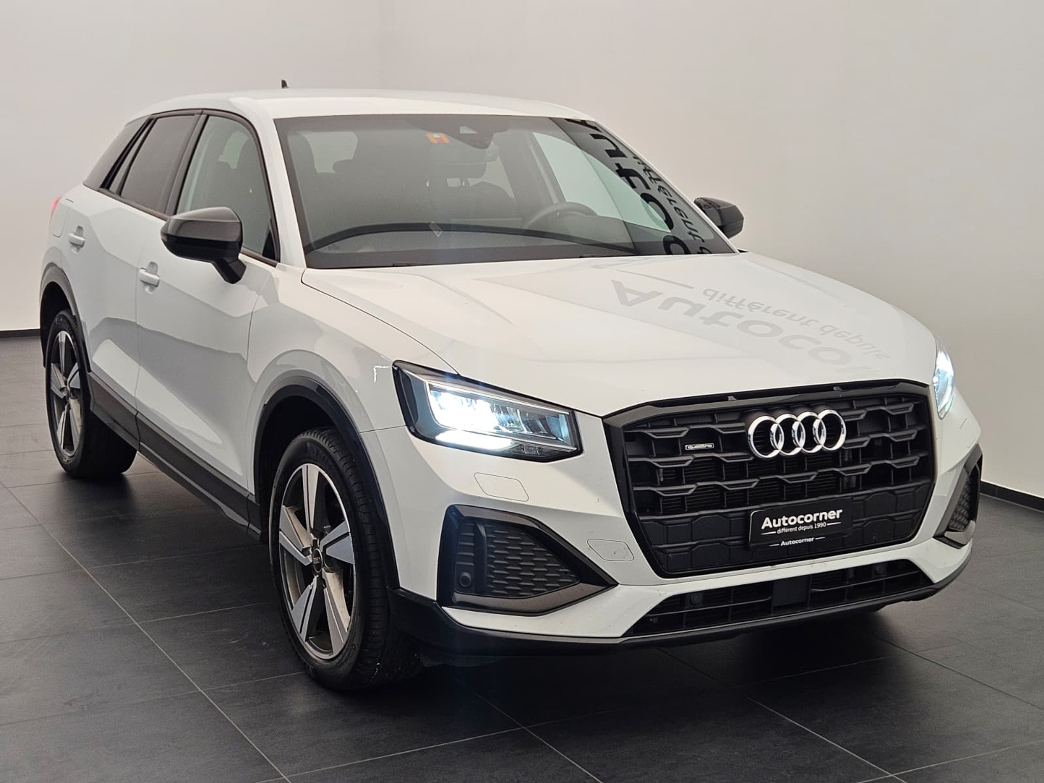 listing desktop thumbnail image 4