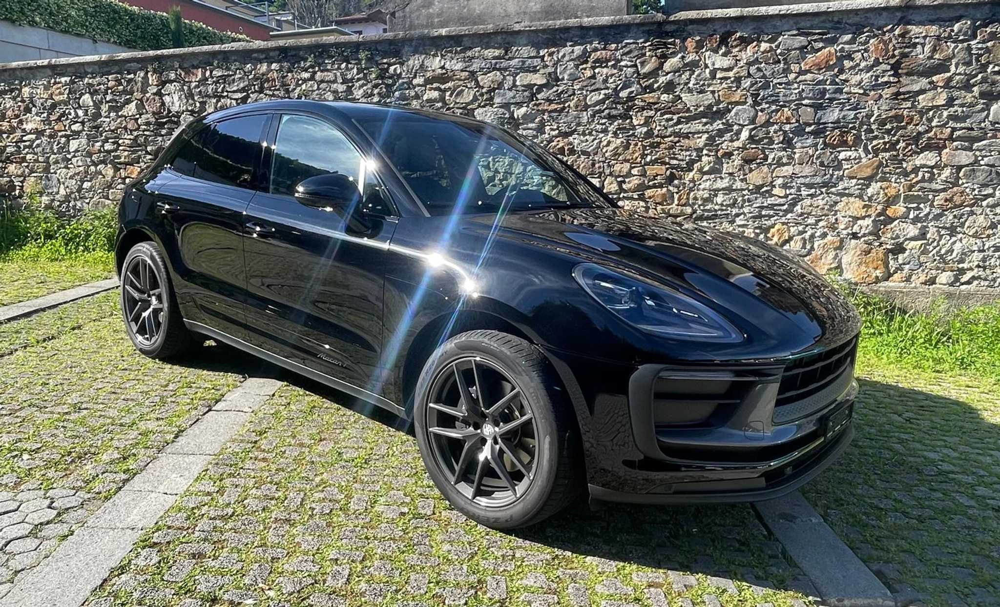 listing desktop thumbnail image 13