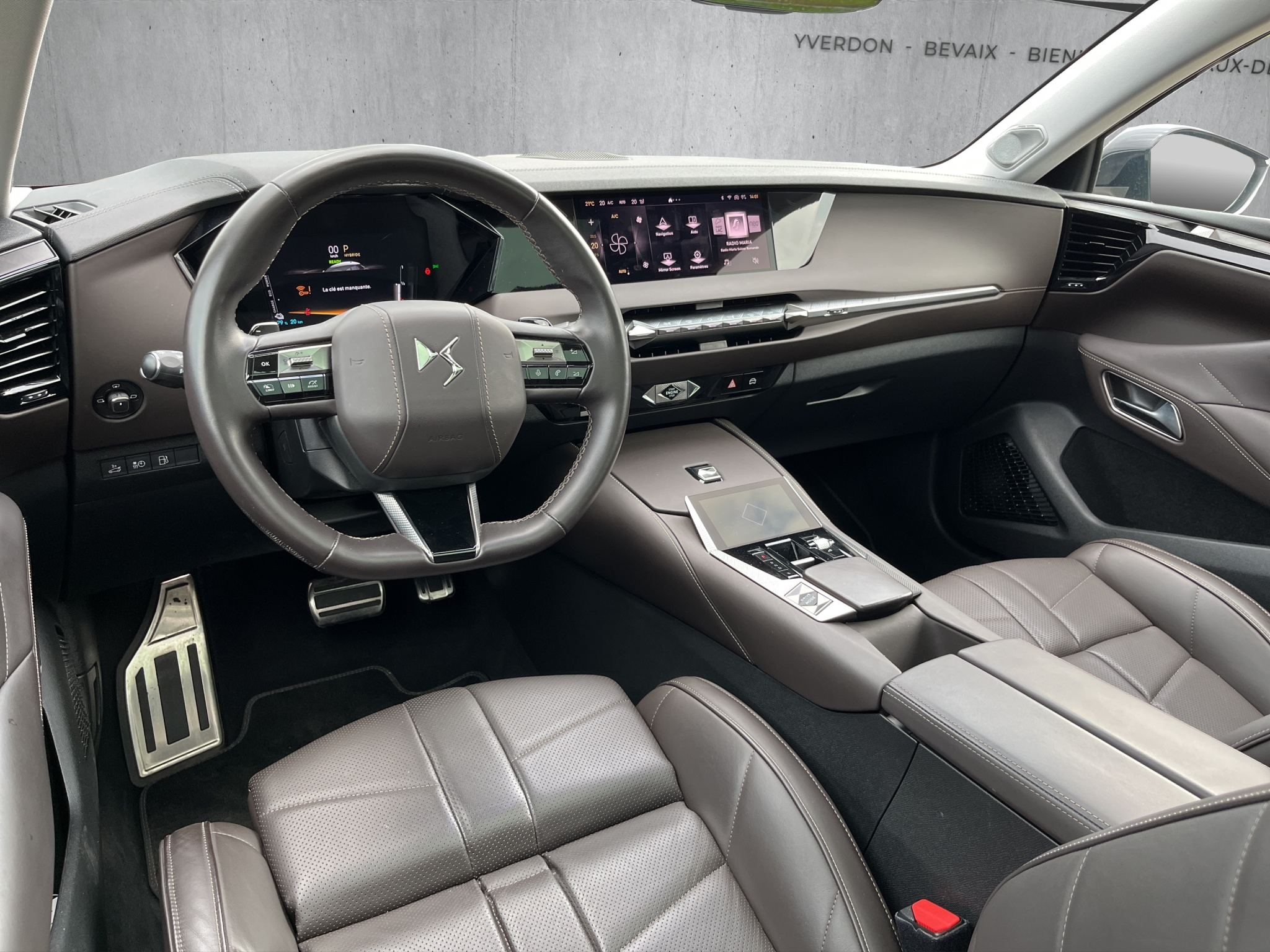 listing desktop thumbnail image 9