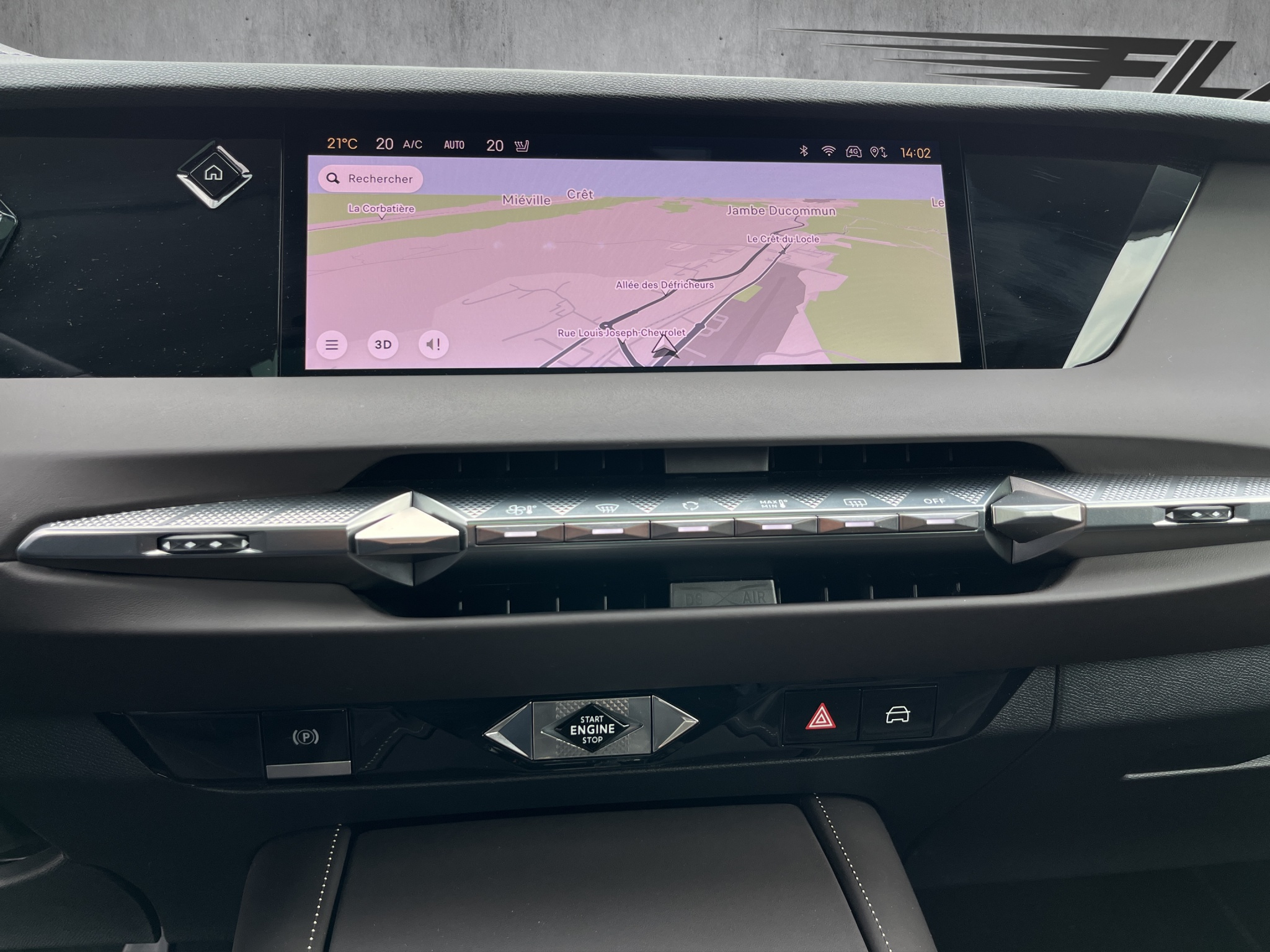 listing desktop thumbnail image 10