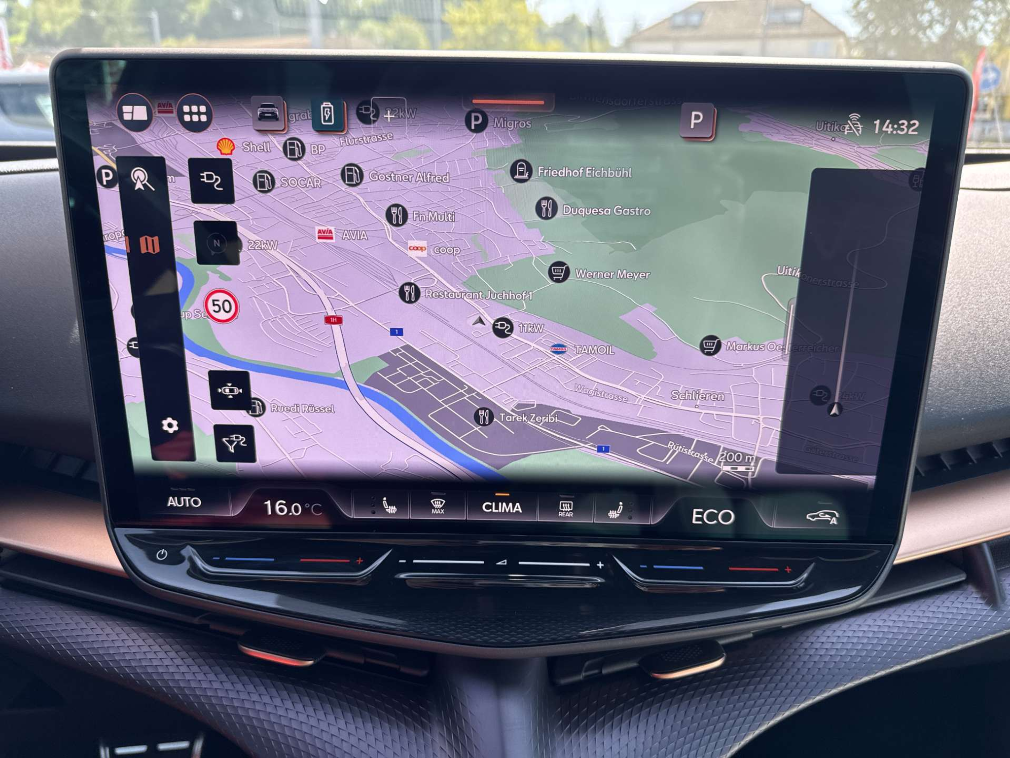 listing desktop thumbnail image 1