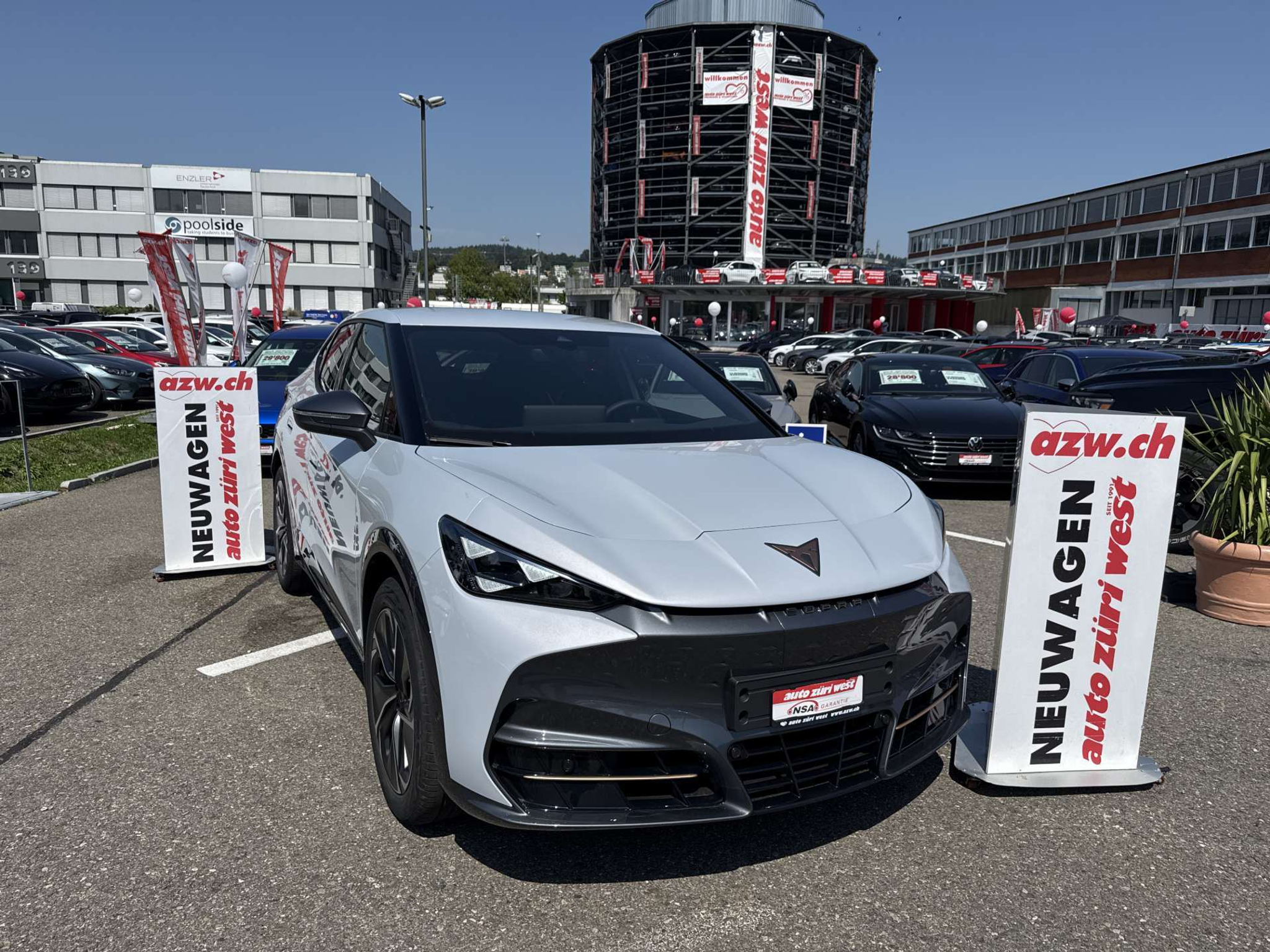 listing desktop thumbnail image 0