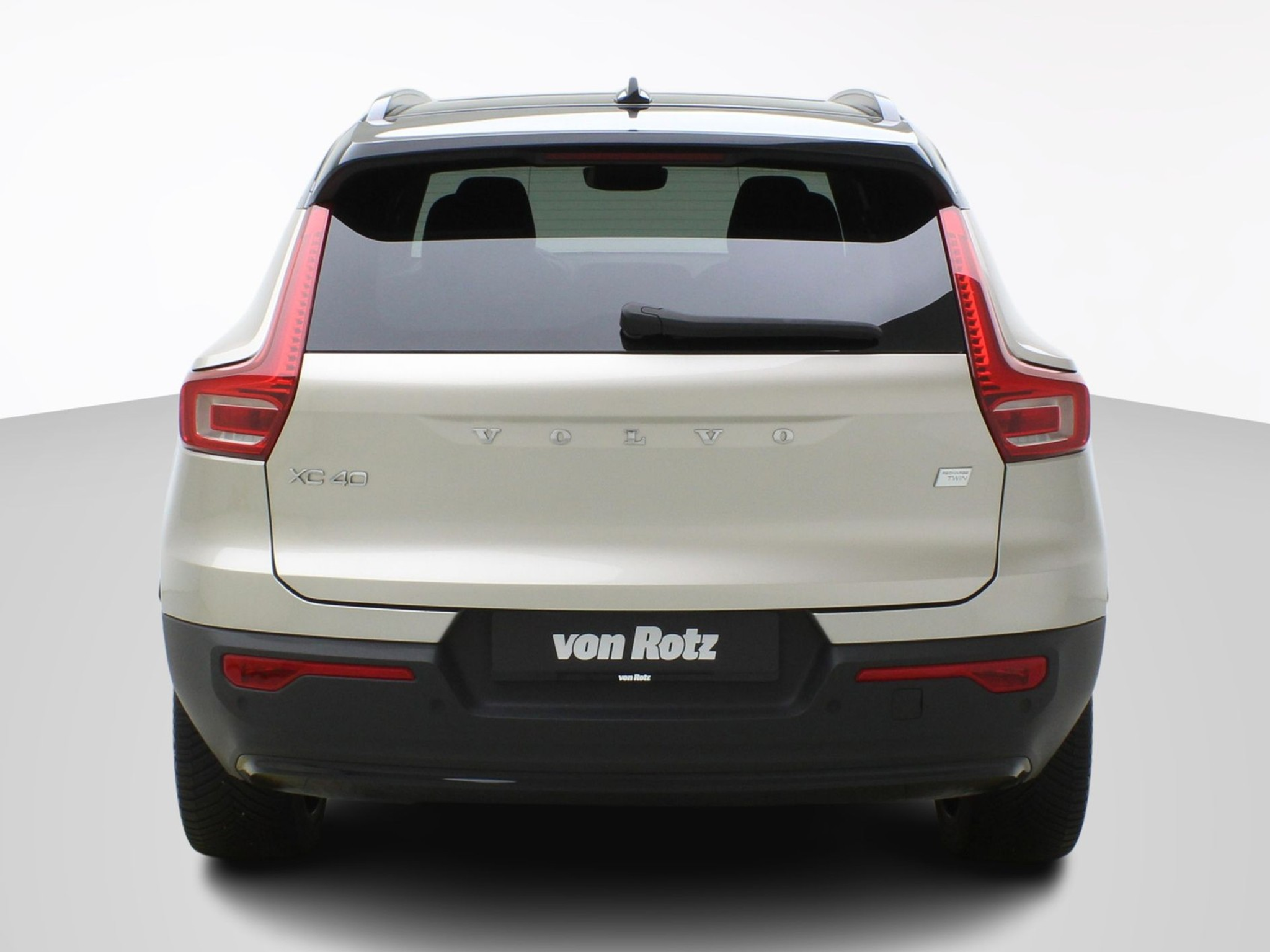 listing desktop thumbnail image 3