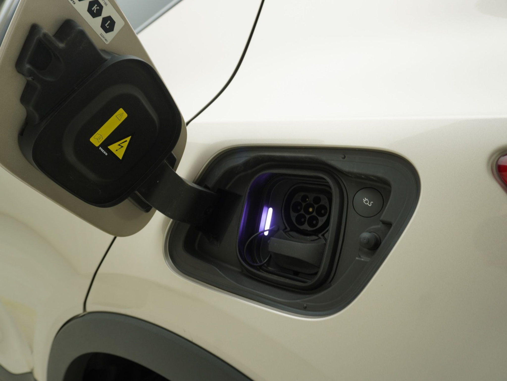 listing desktop thumbnail image 9