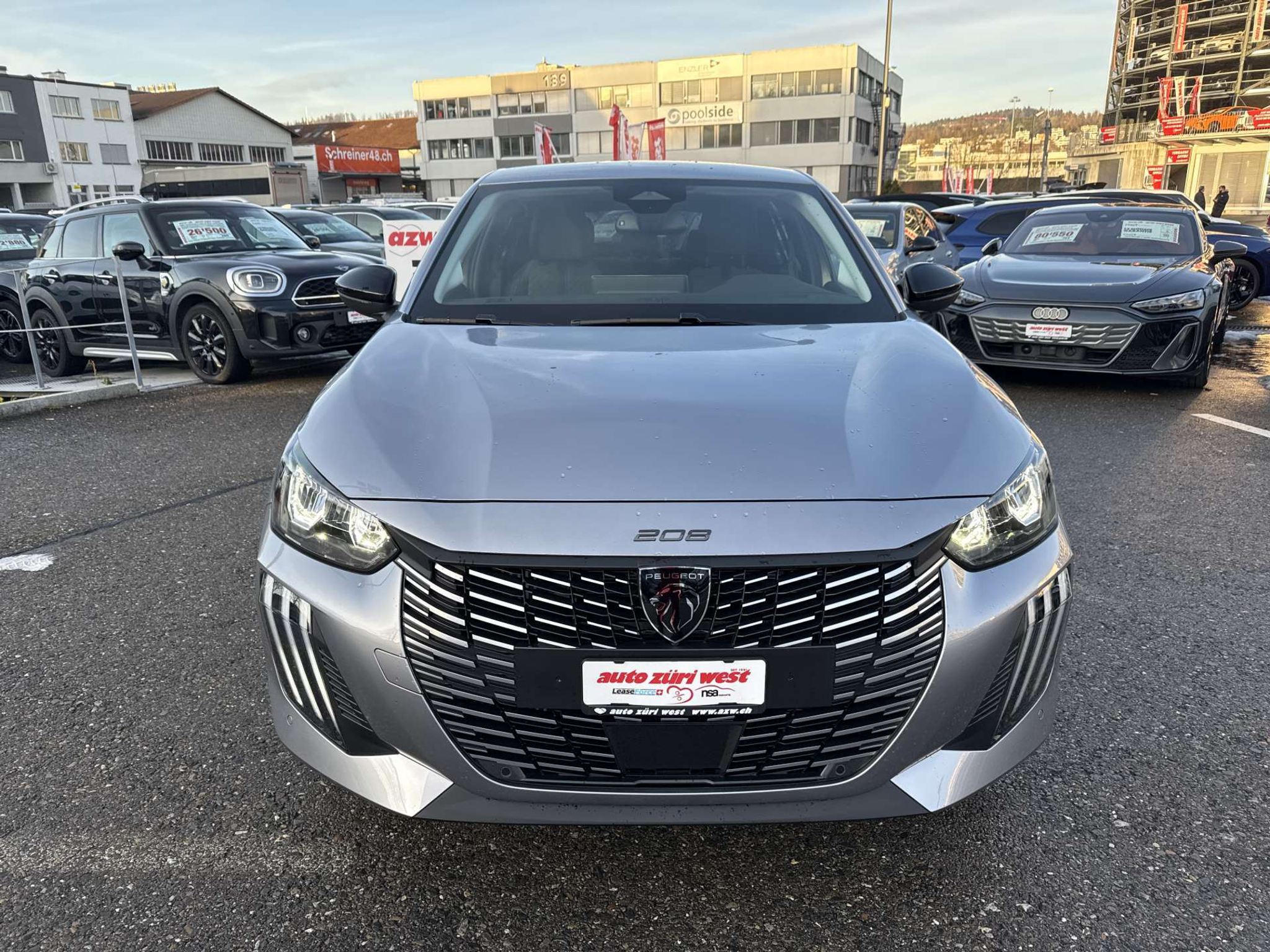 listing desktop thumbnail image 13