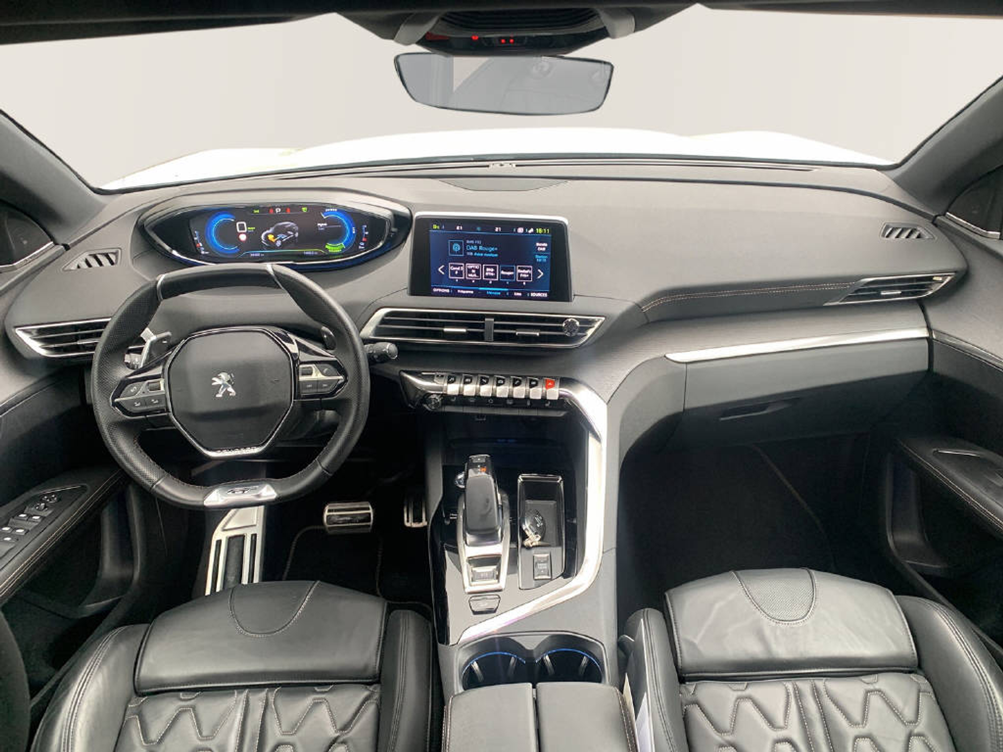 listing desktop thumbnail image 13