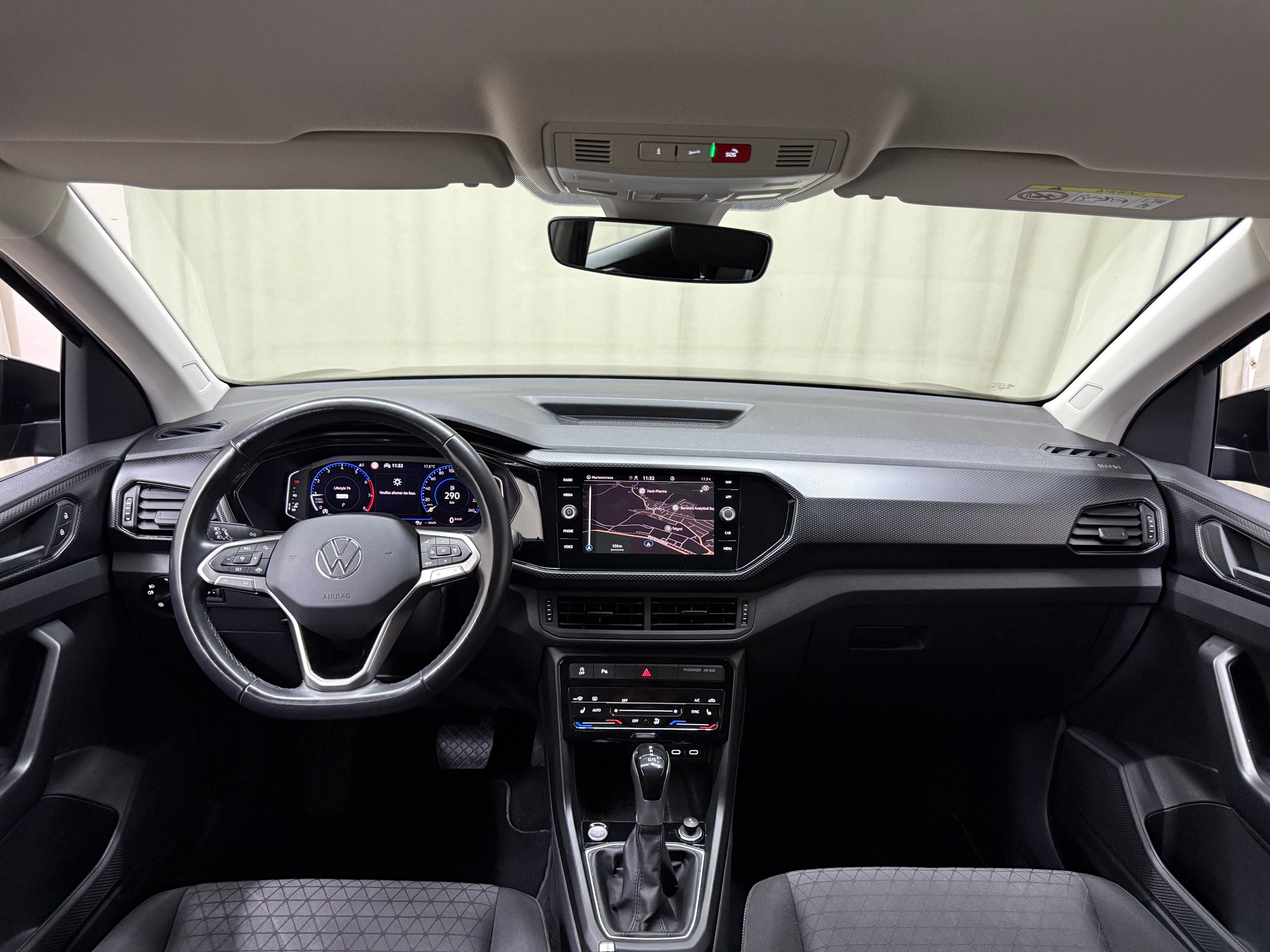 listing desktop thumbnail image 9