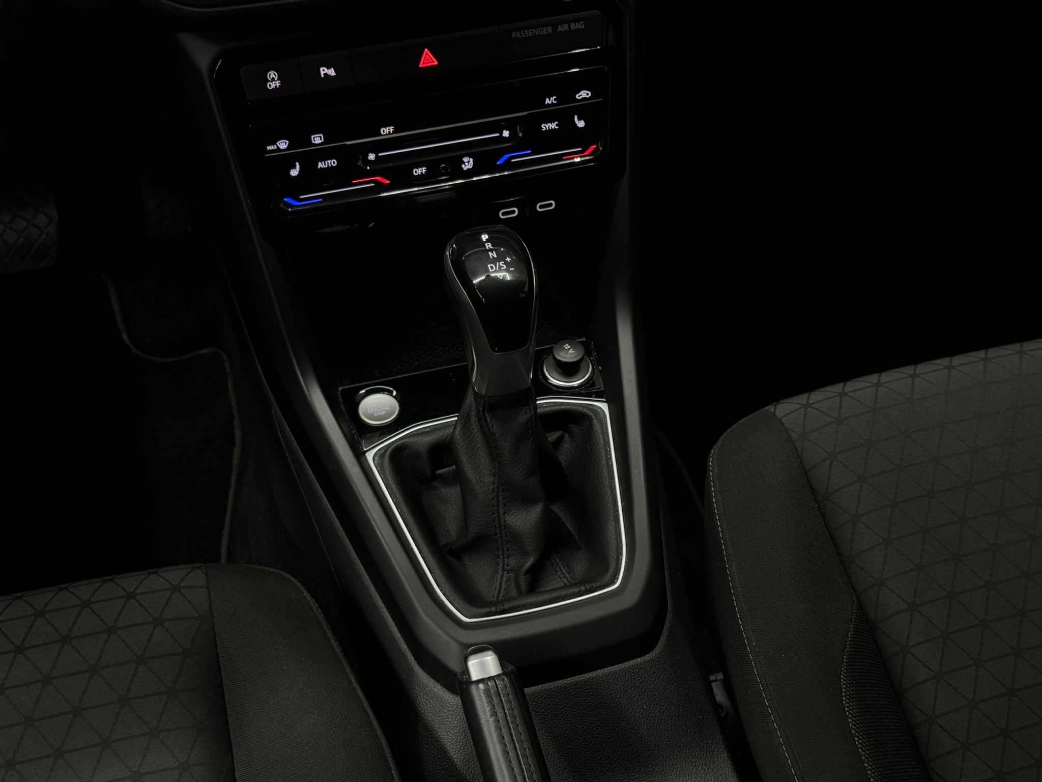 listing desktop thumbnail image 14