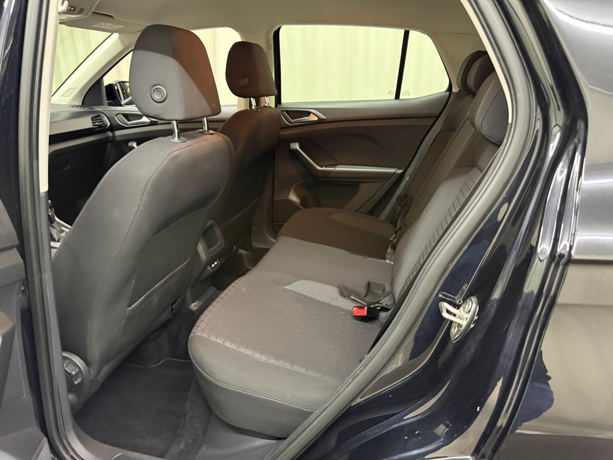 listing desktop thumbnail image 7