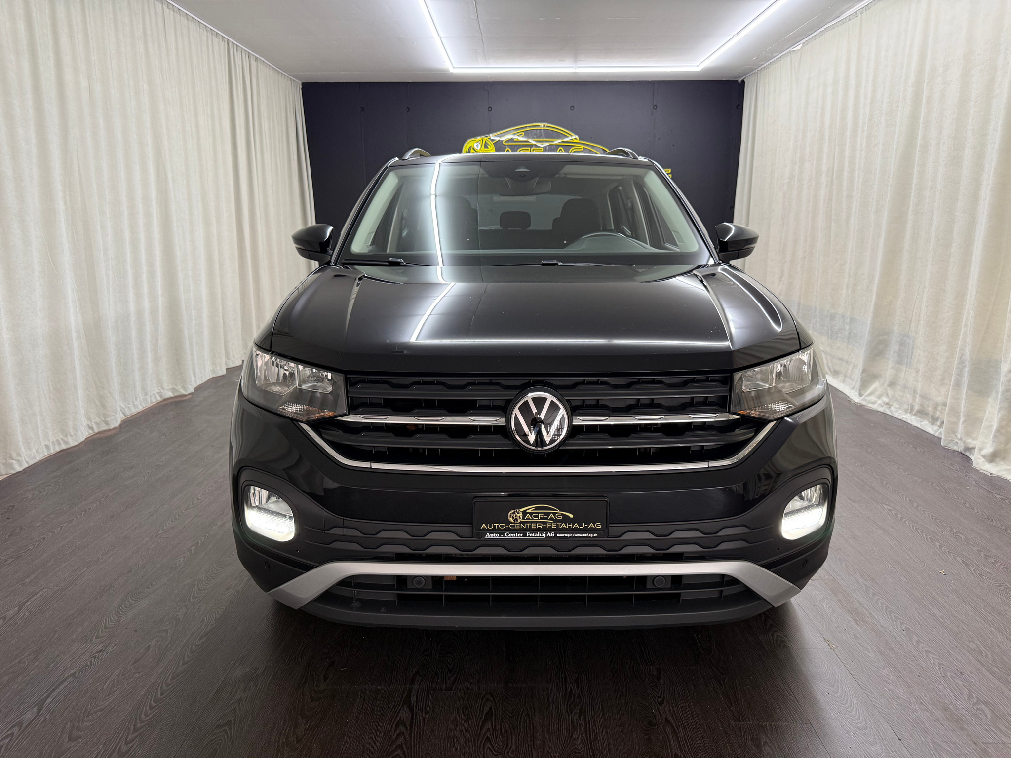 listing desktop thumbnail image 1