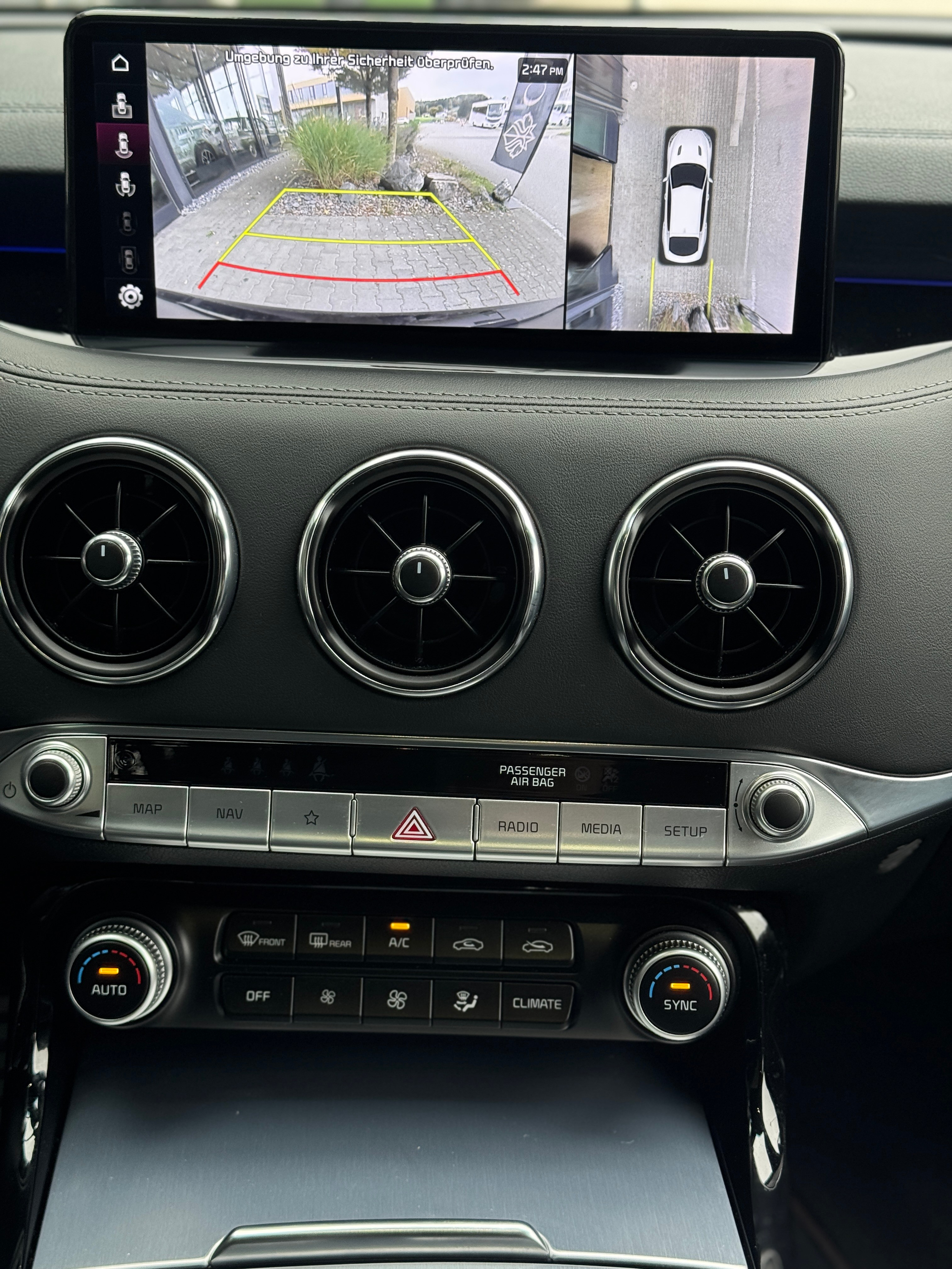 listing desktop thumbnail image 10