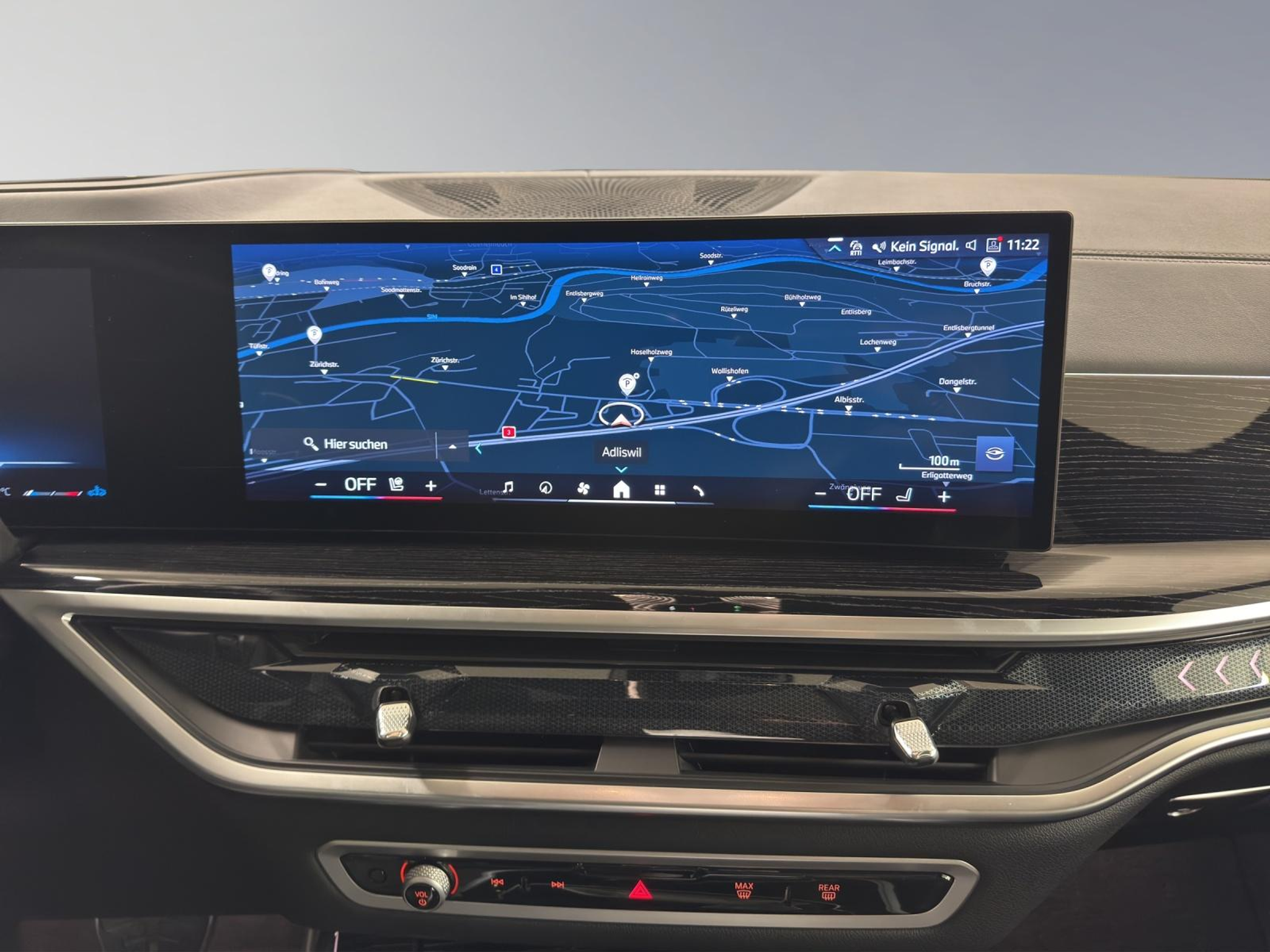 listing desktop thumbnail image 15