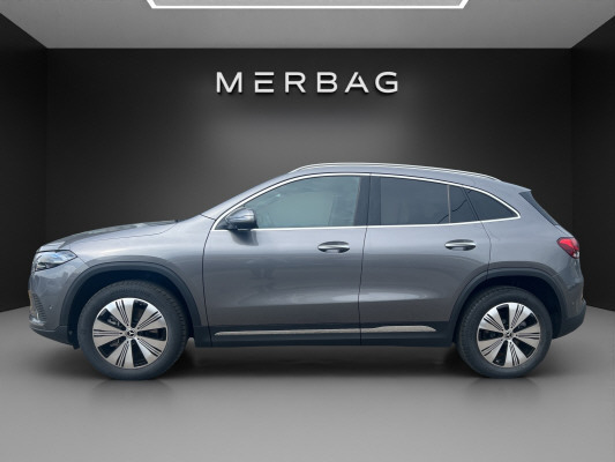 listing desktop thumbnail image 1