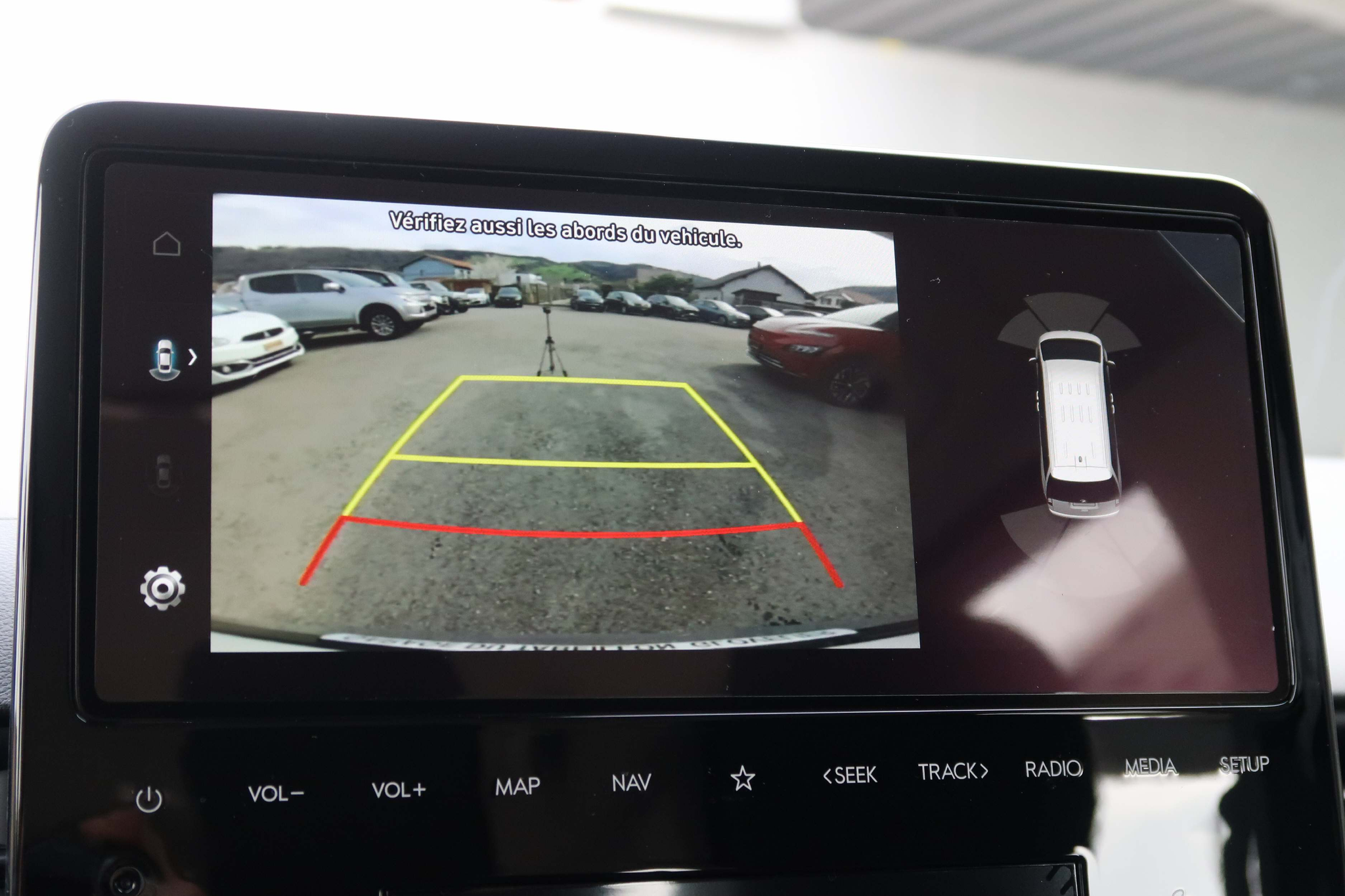 listing desktop thumbnail image 9