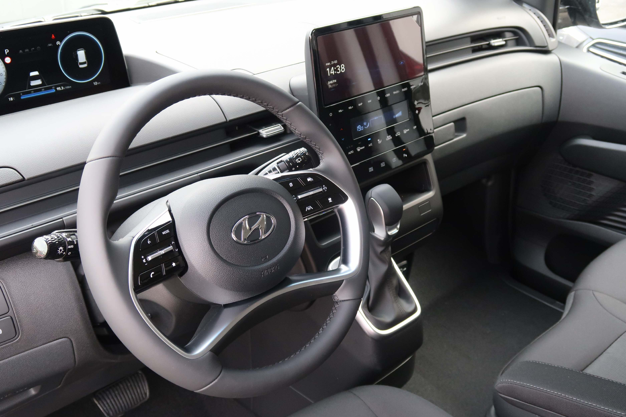 listing desktop thumbnail image 7