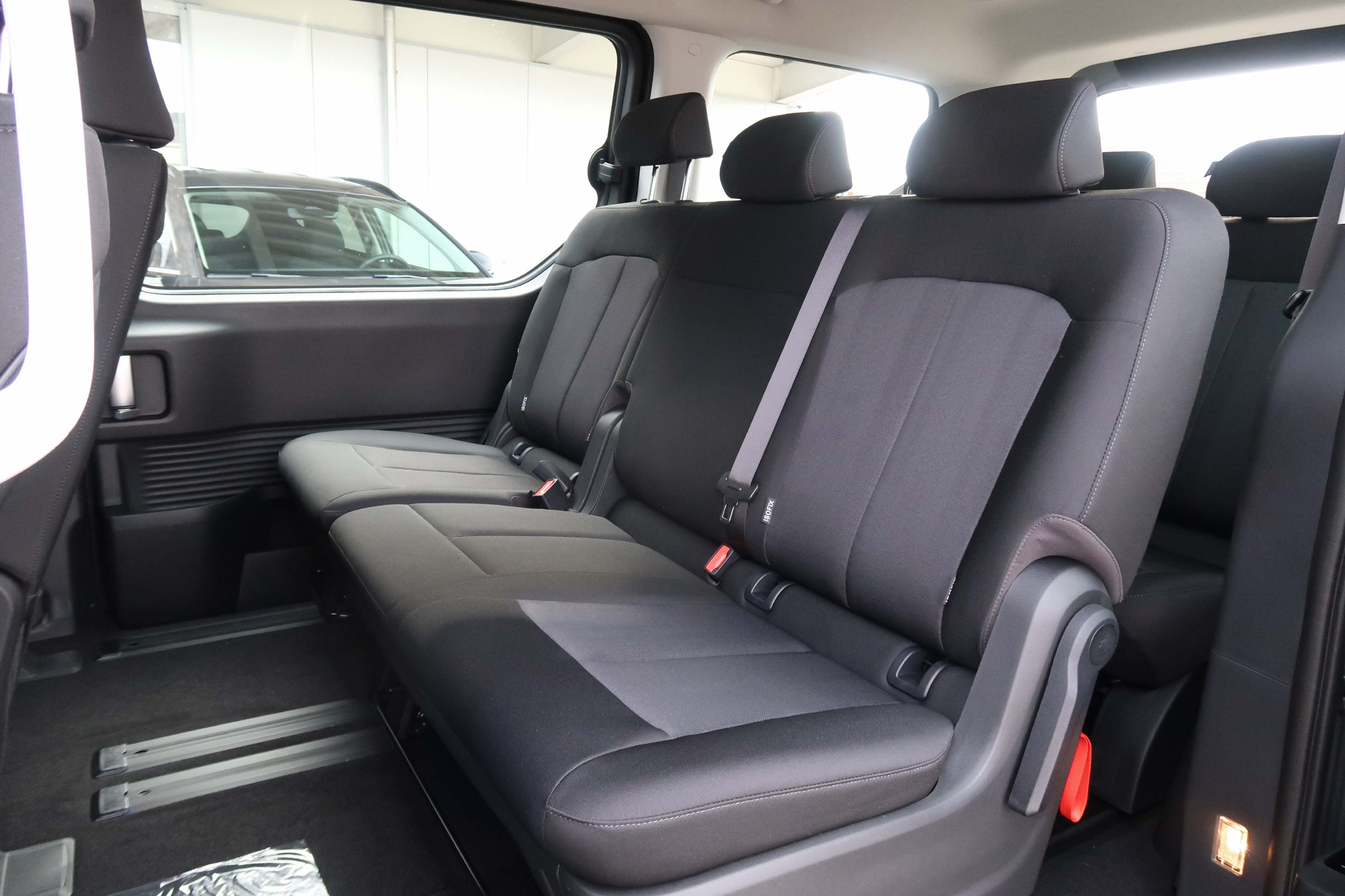 listing desktop thumbnail image 12