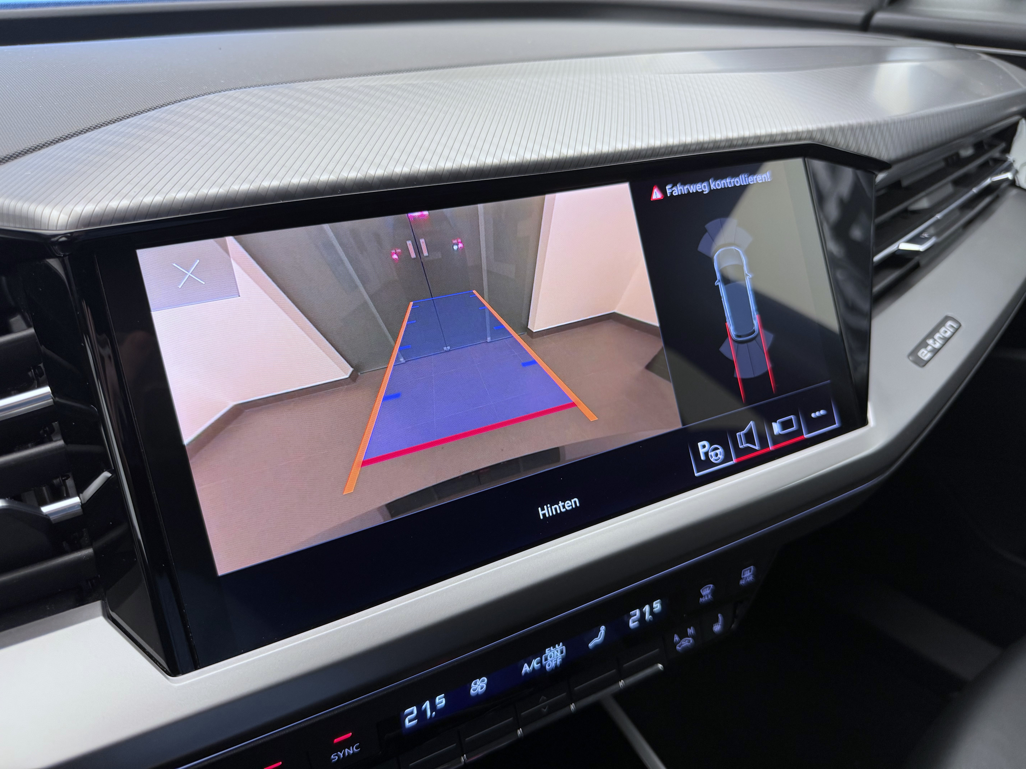 listing desktop thumbnail image 14