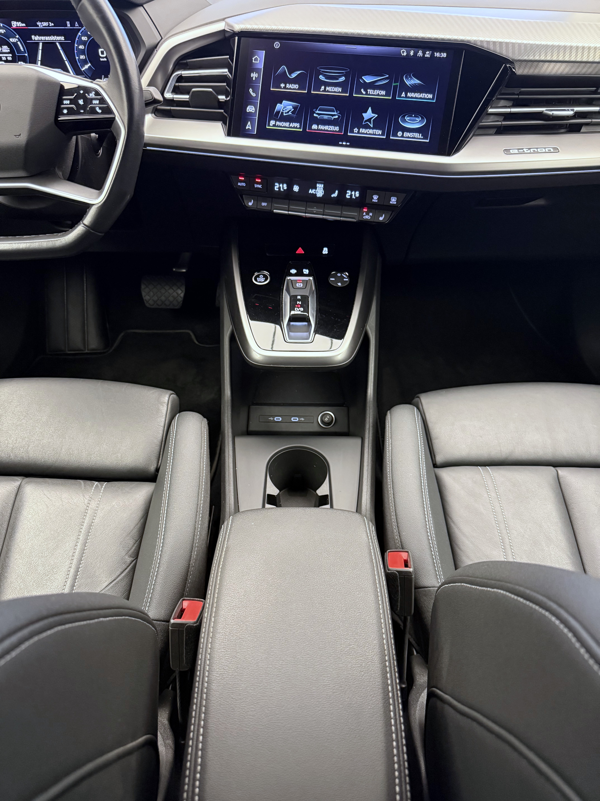 listing desktop thumbnail image 8