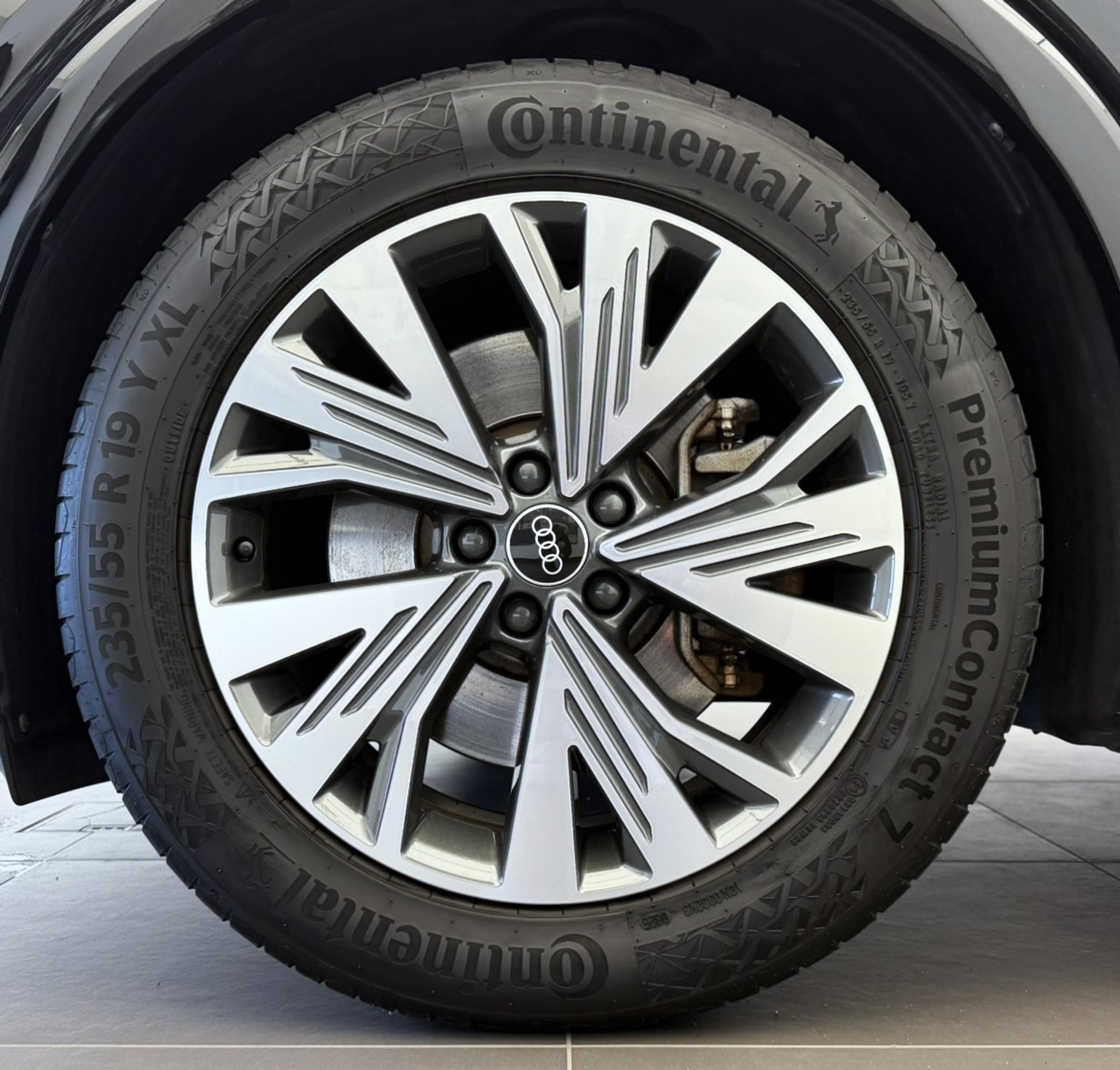 listing desktop thumbnail image 2