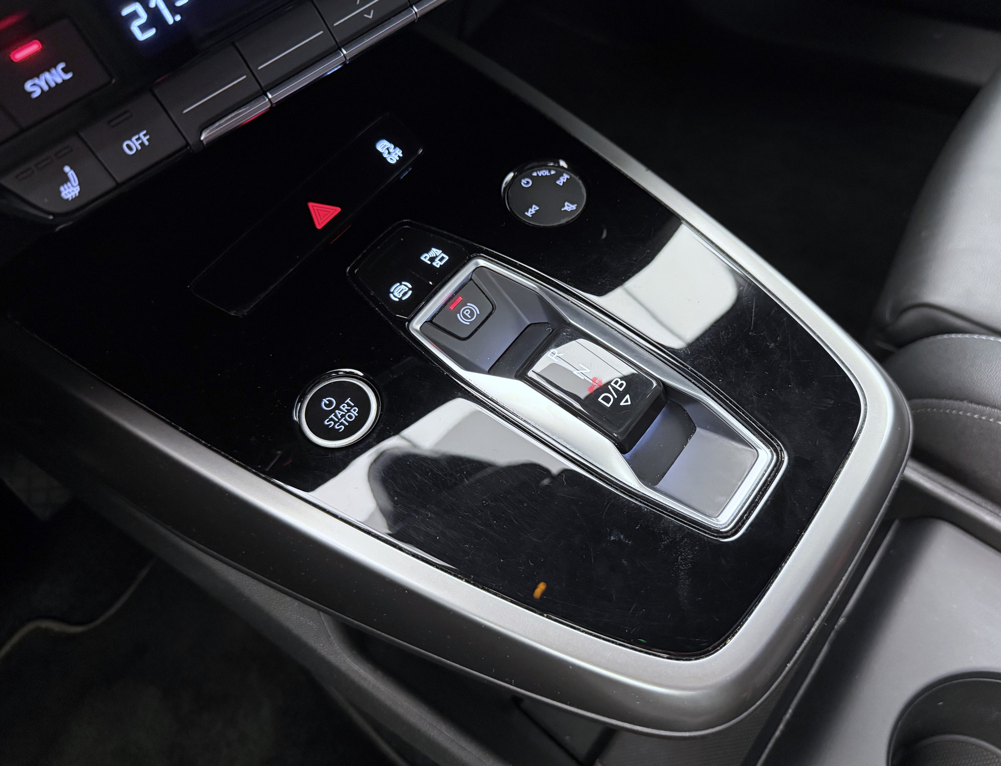 listing desktop thumbnail image 10