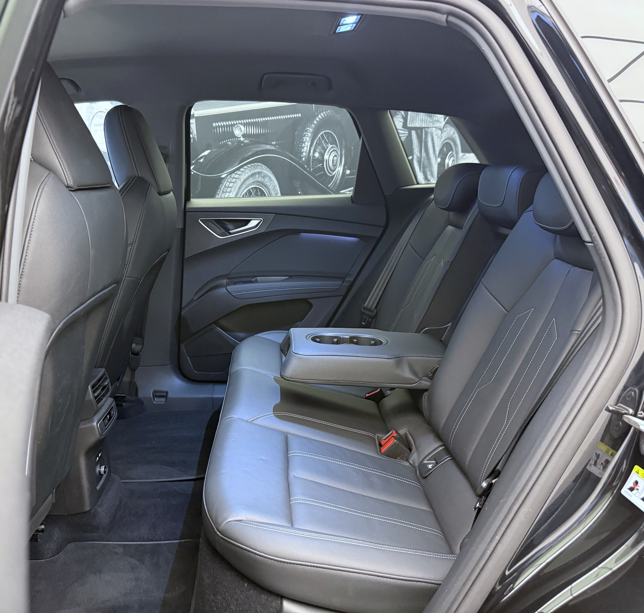 listing desktop thumbnail image 18