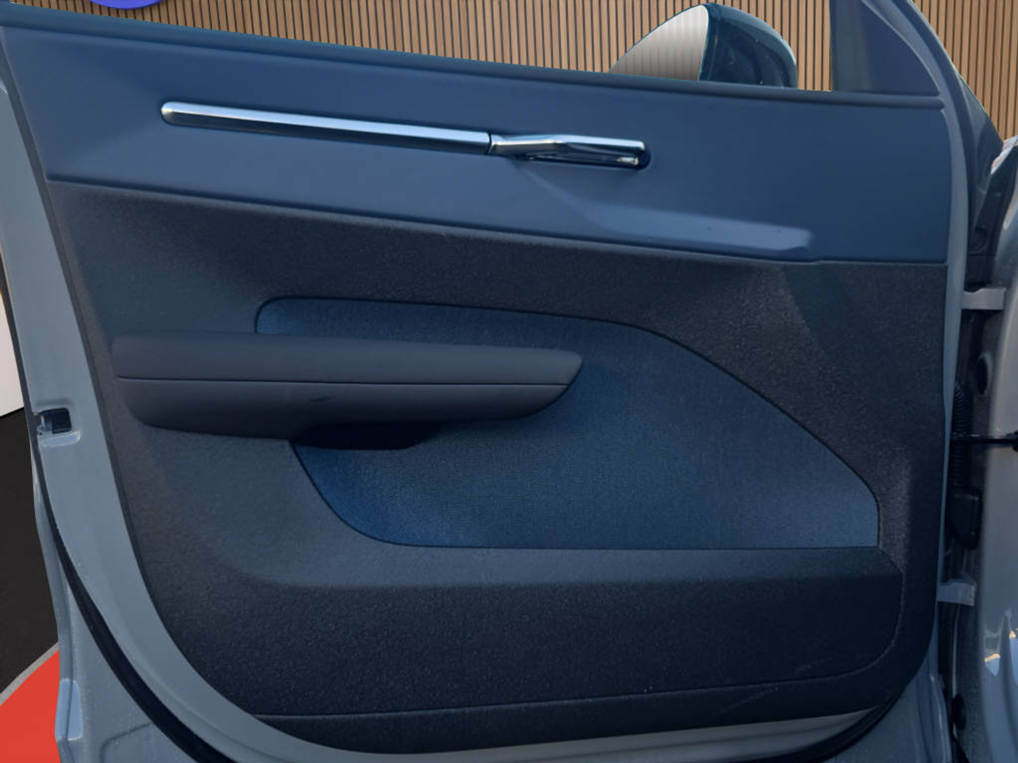 listing desktop thumbnail image 18