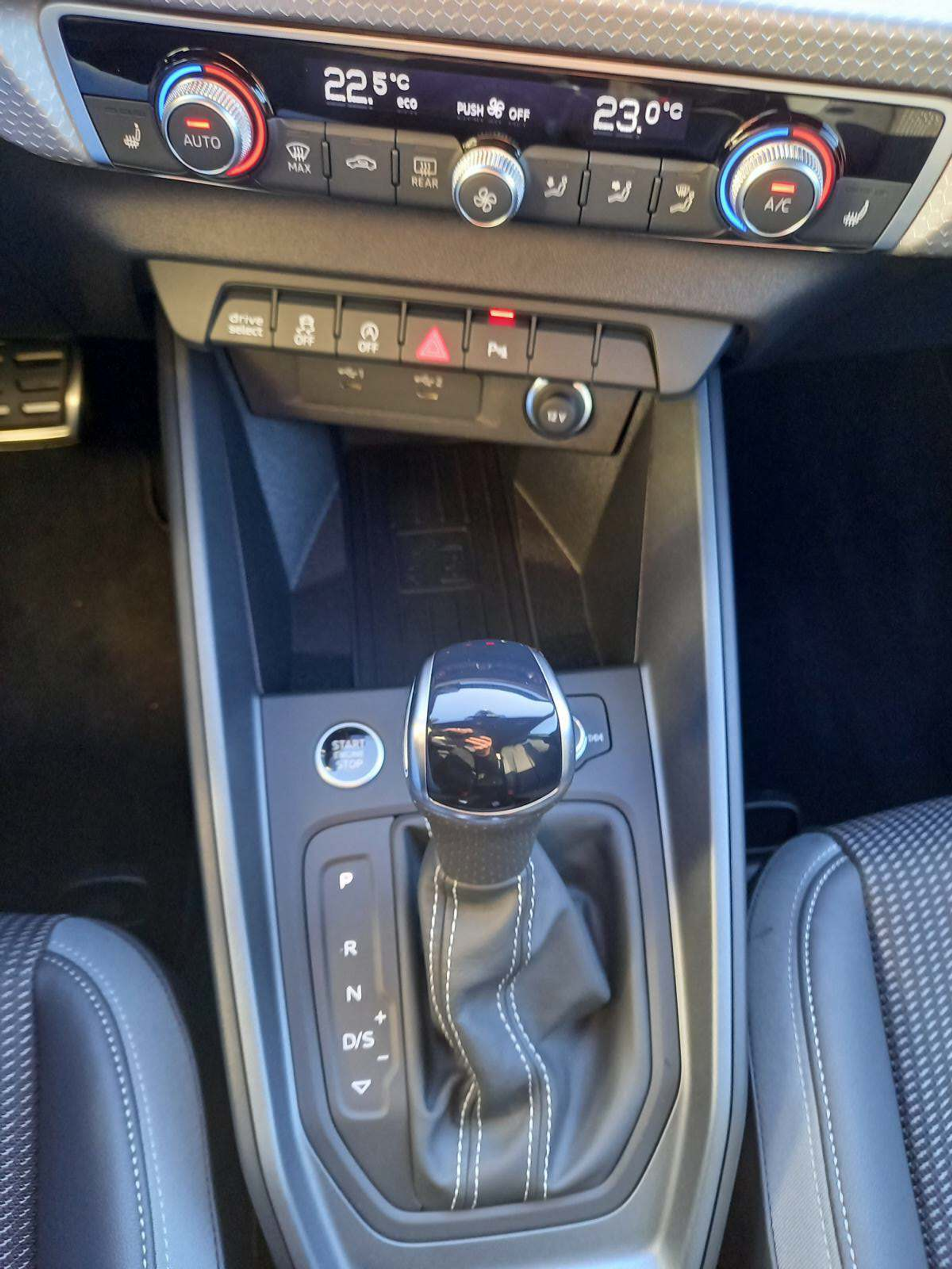 listing desktop thumbnail image 11