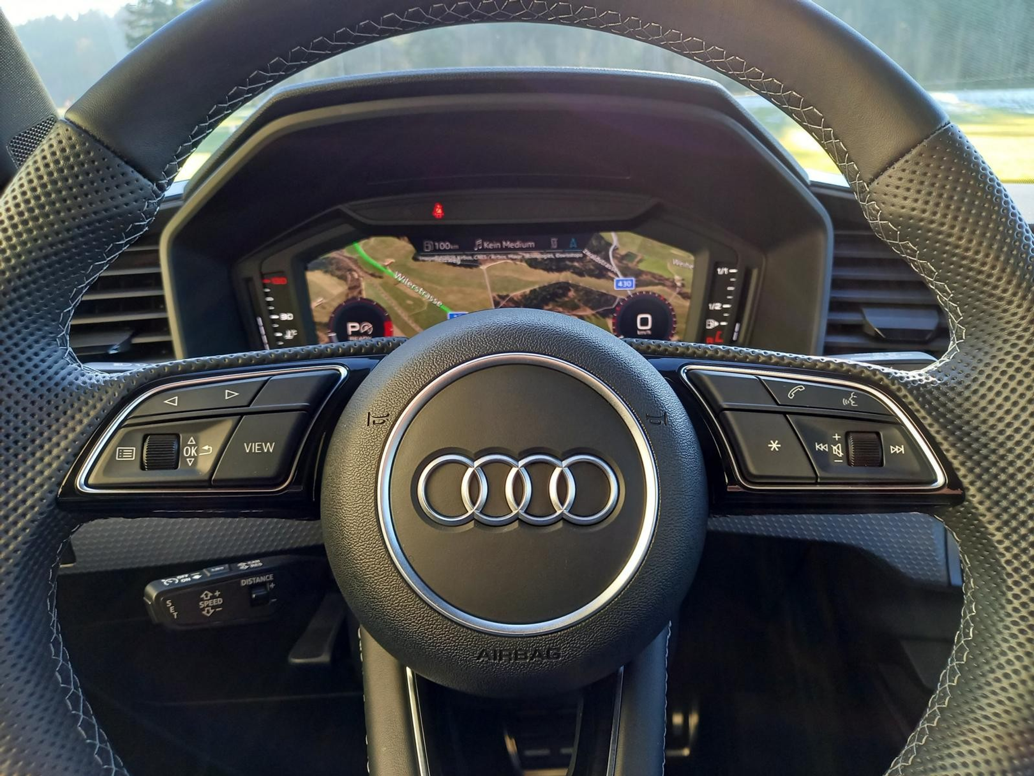 listing desktop thumbnail image 8