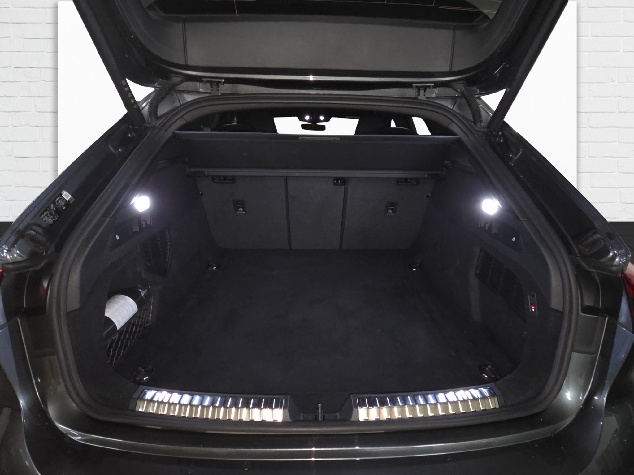 listing desktop thumbnail image 8