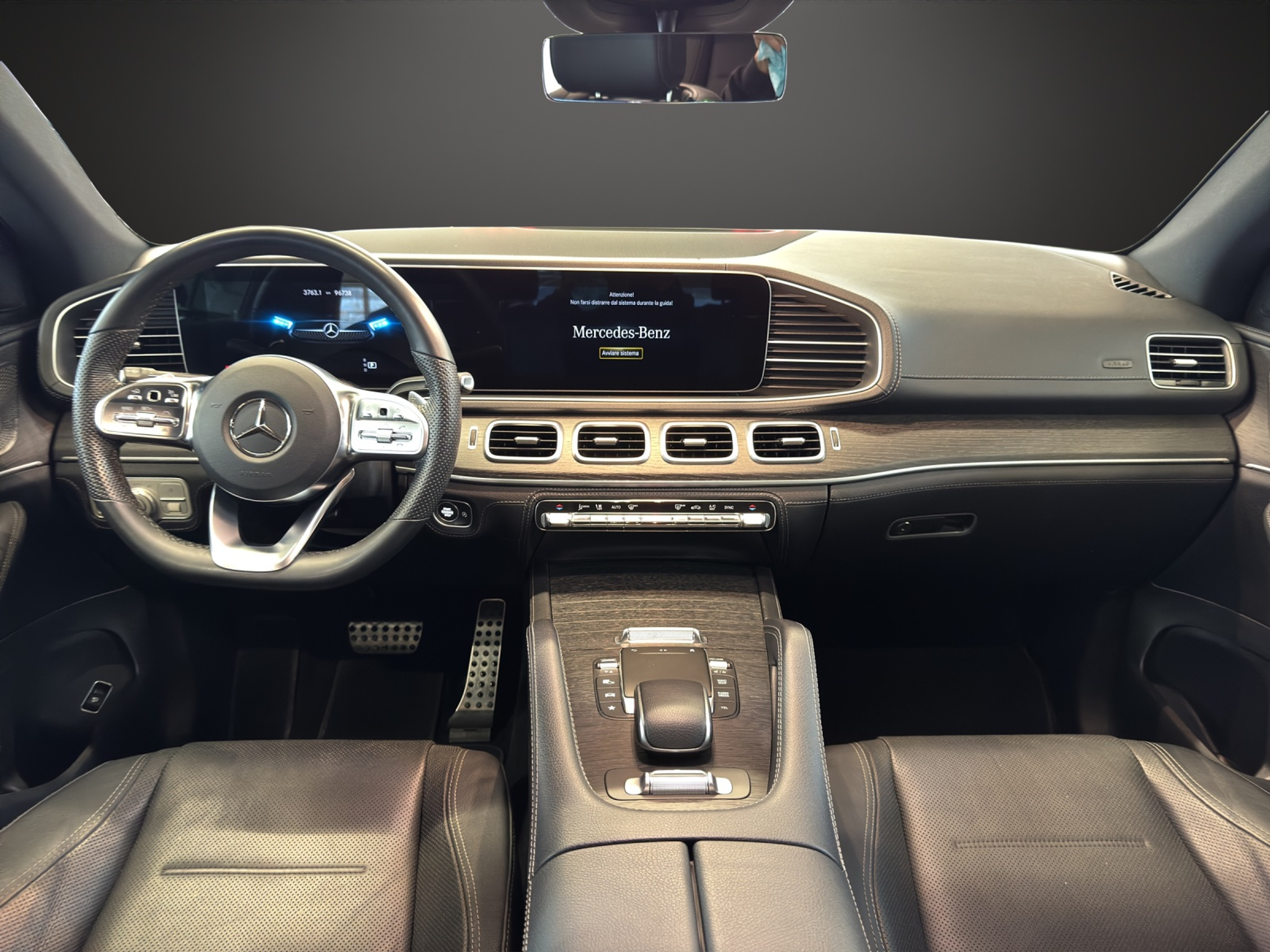 listing desktop thumbnail image 10